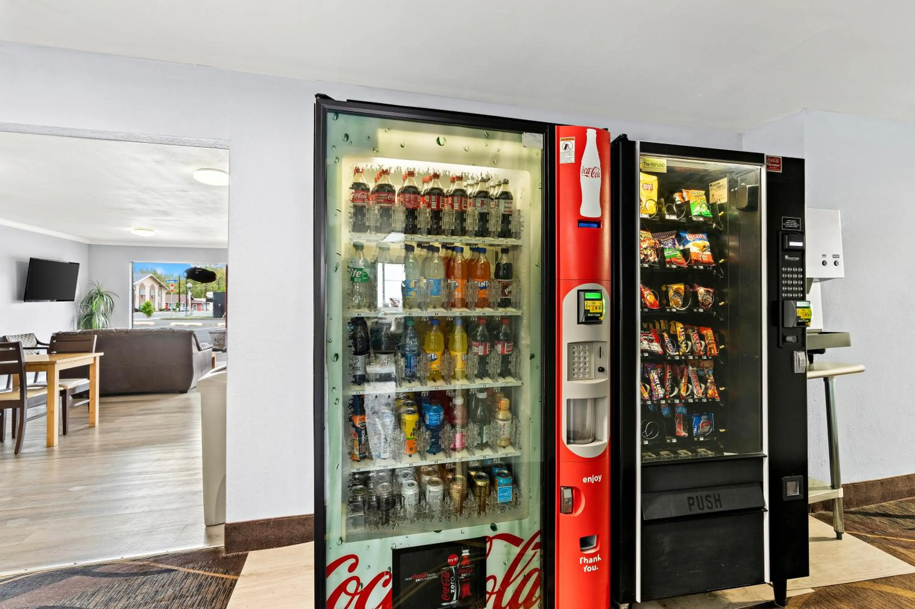 vending machine in Red Lion Inn & Suites Yakima