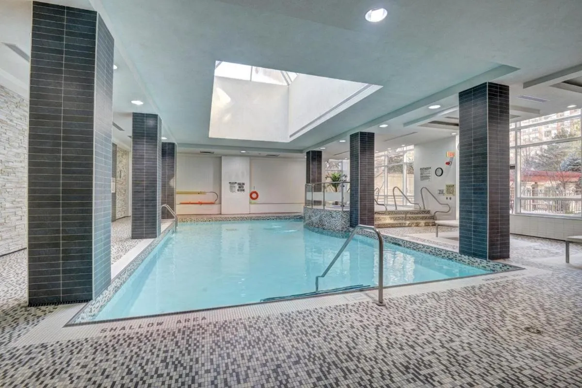 Swimming pool in Bombay Suites Mississauga