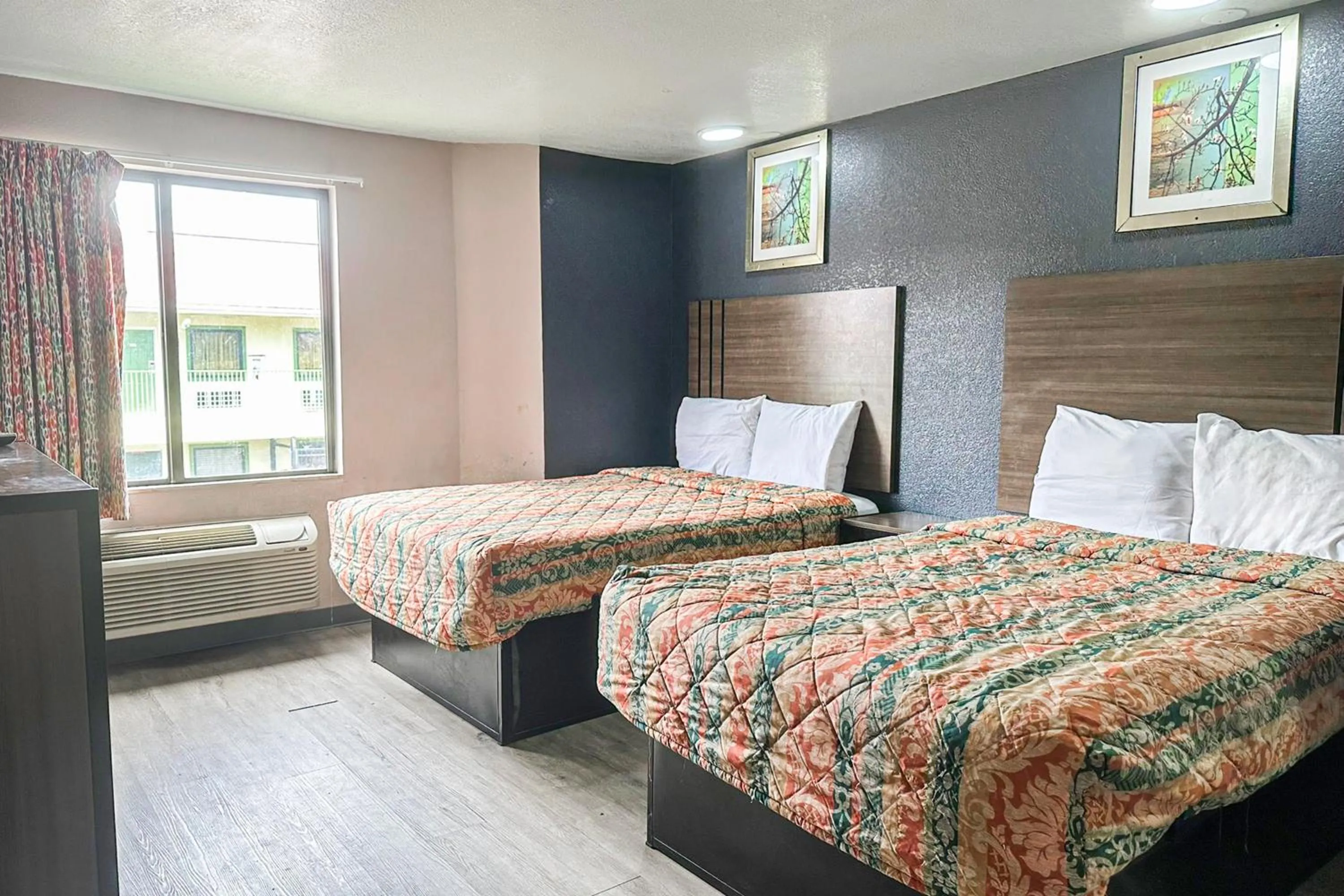 Bedroom, Bed in Relax Inn By Oyo Jackson MS Hwy 80 I-20