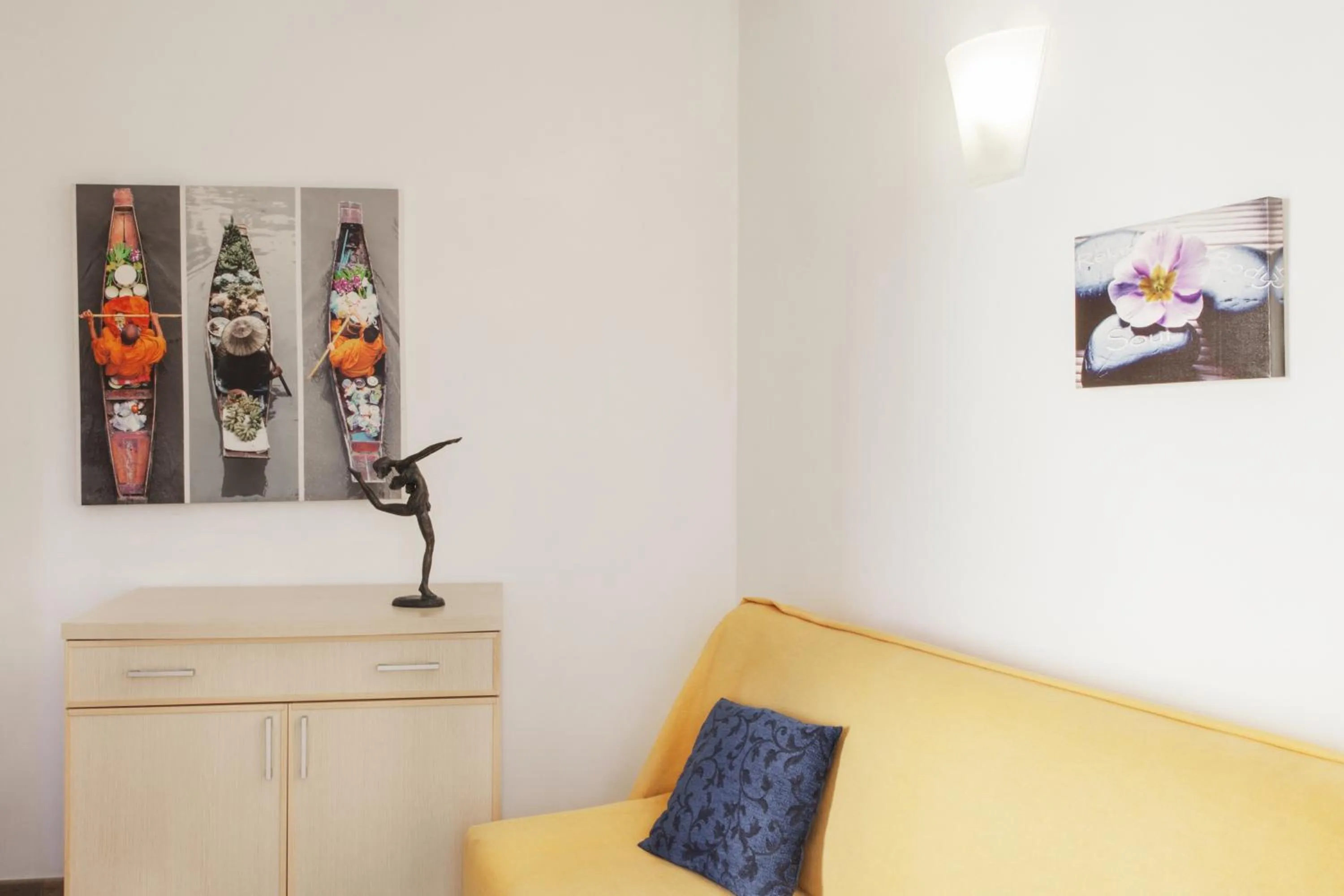 Living room in Eden Park Resort