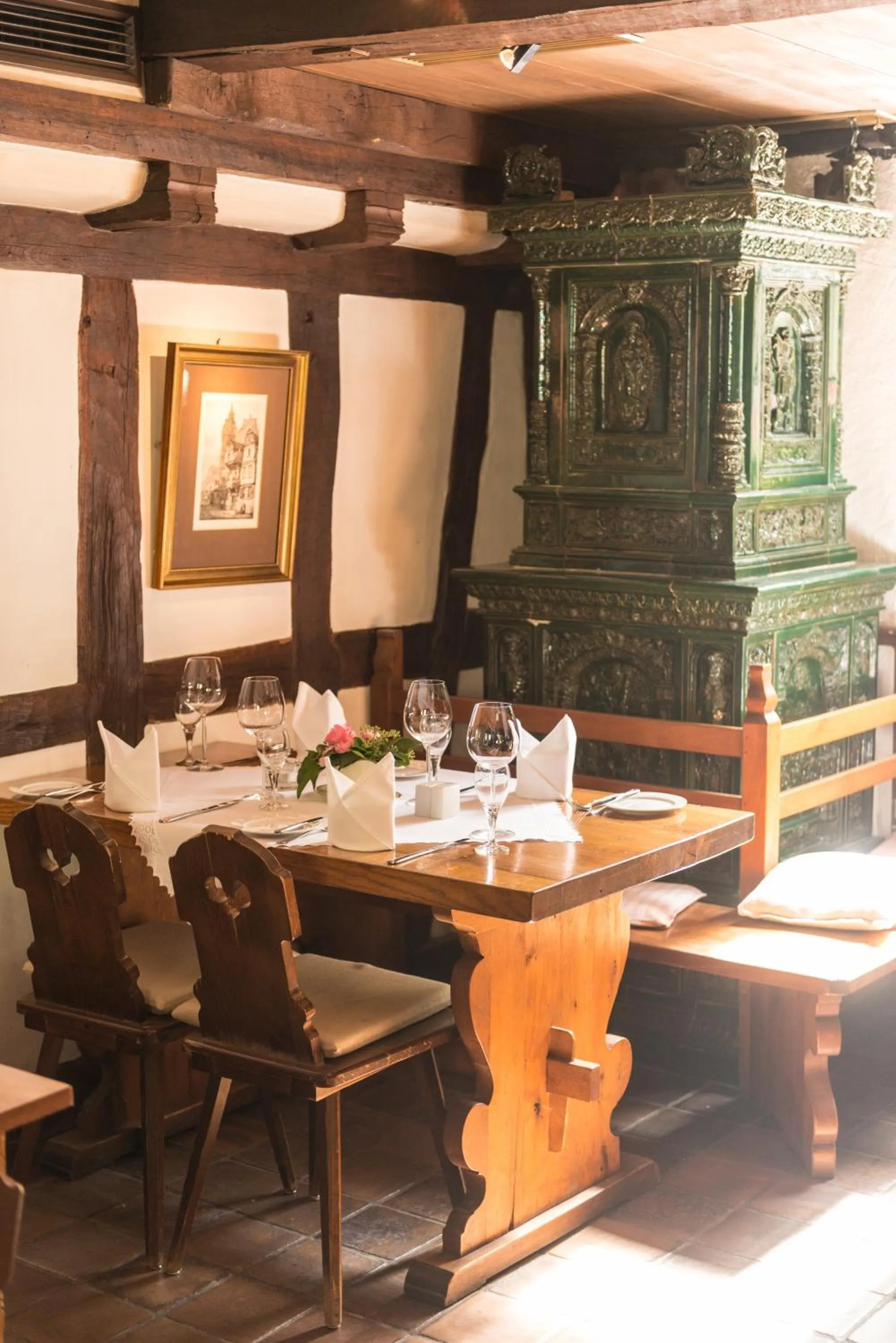 Restaurant/places to eat in Landgasthof Zum Weissen Schwanen