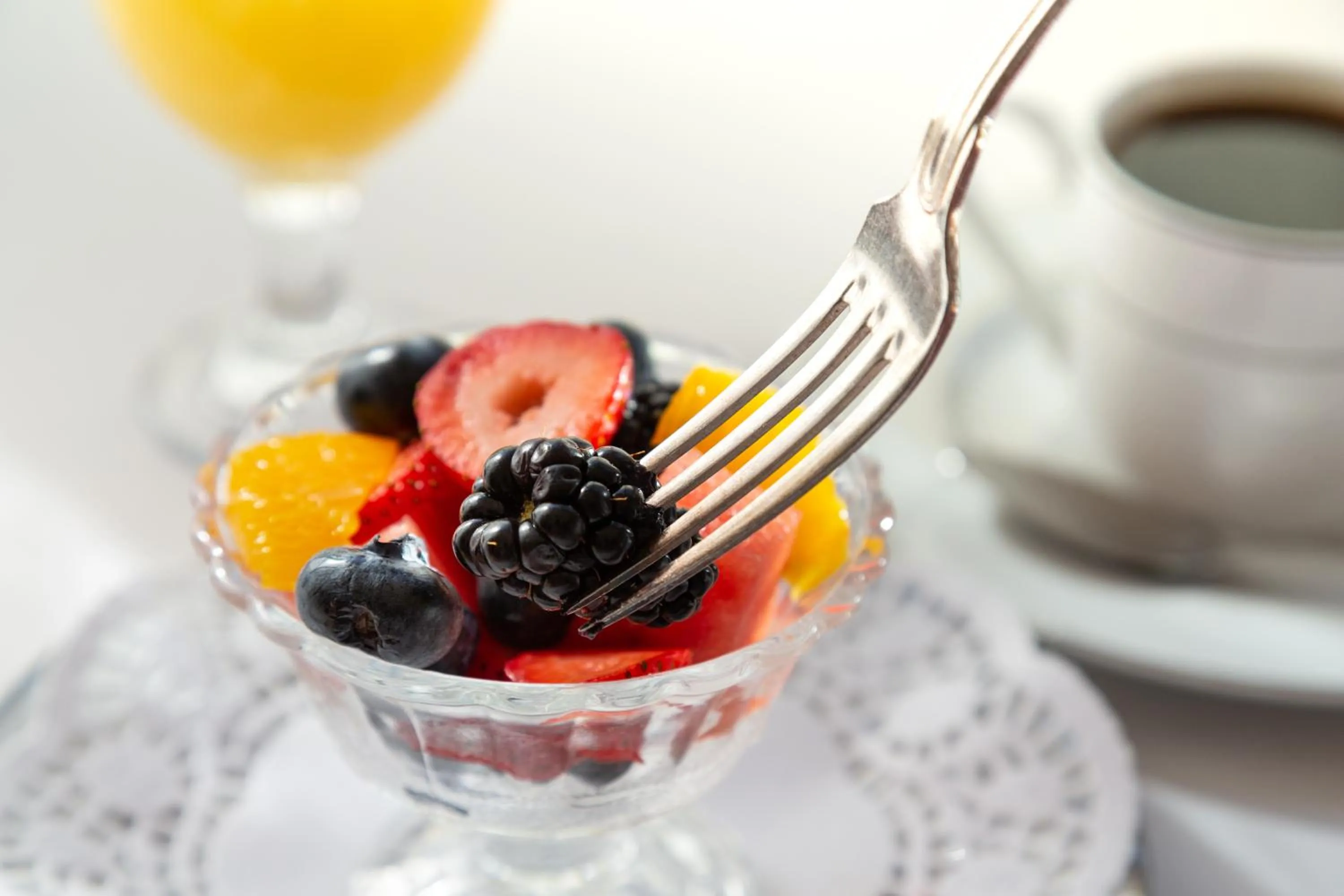 Breakfast in Captain Nickels Inn