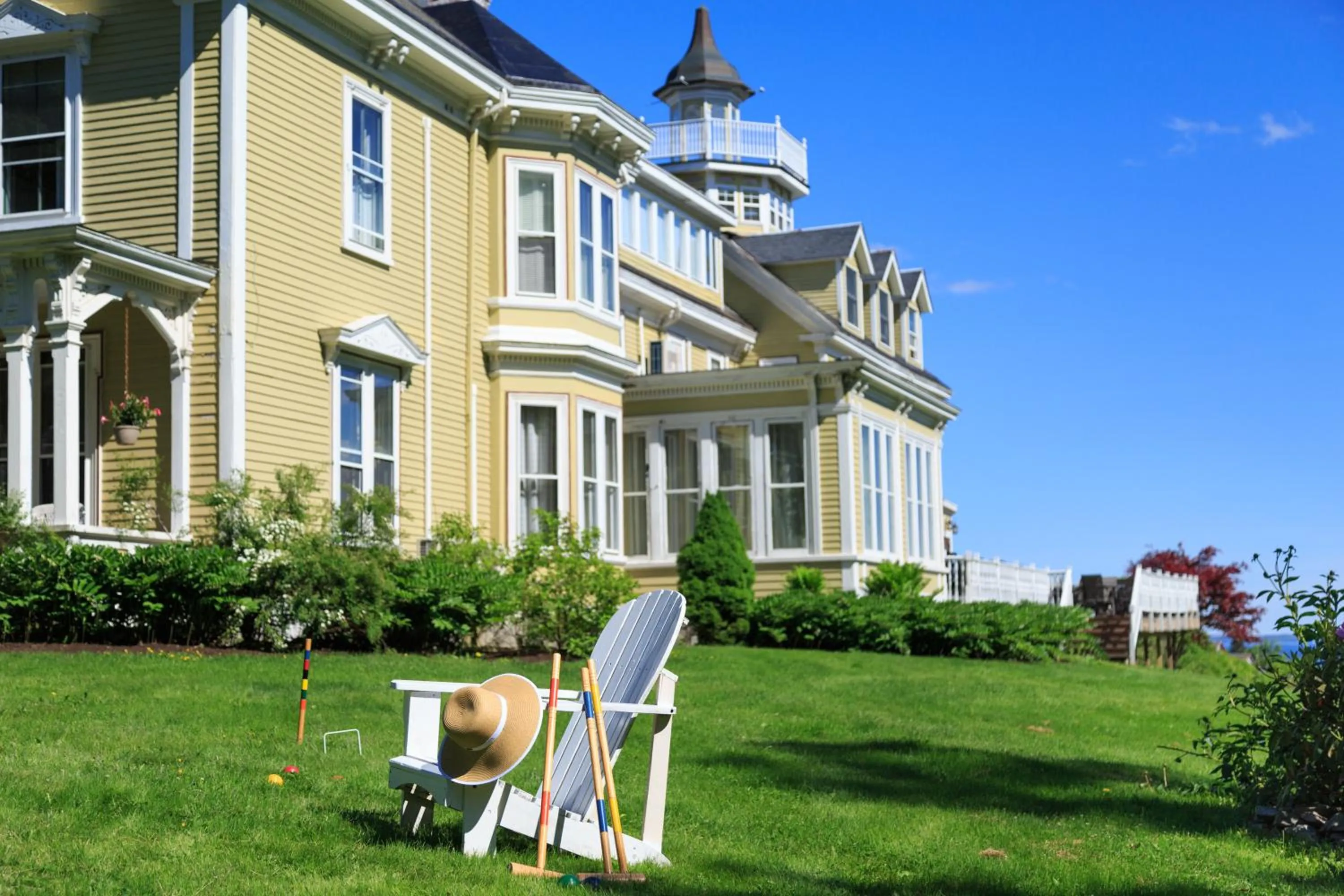 Property building in Captain Nickels Inn