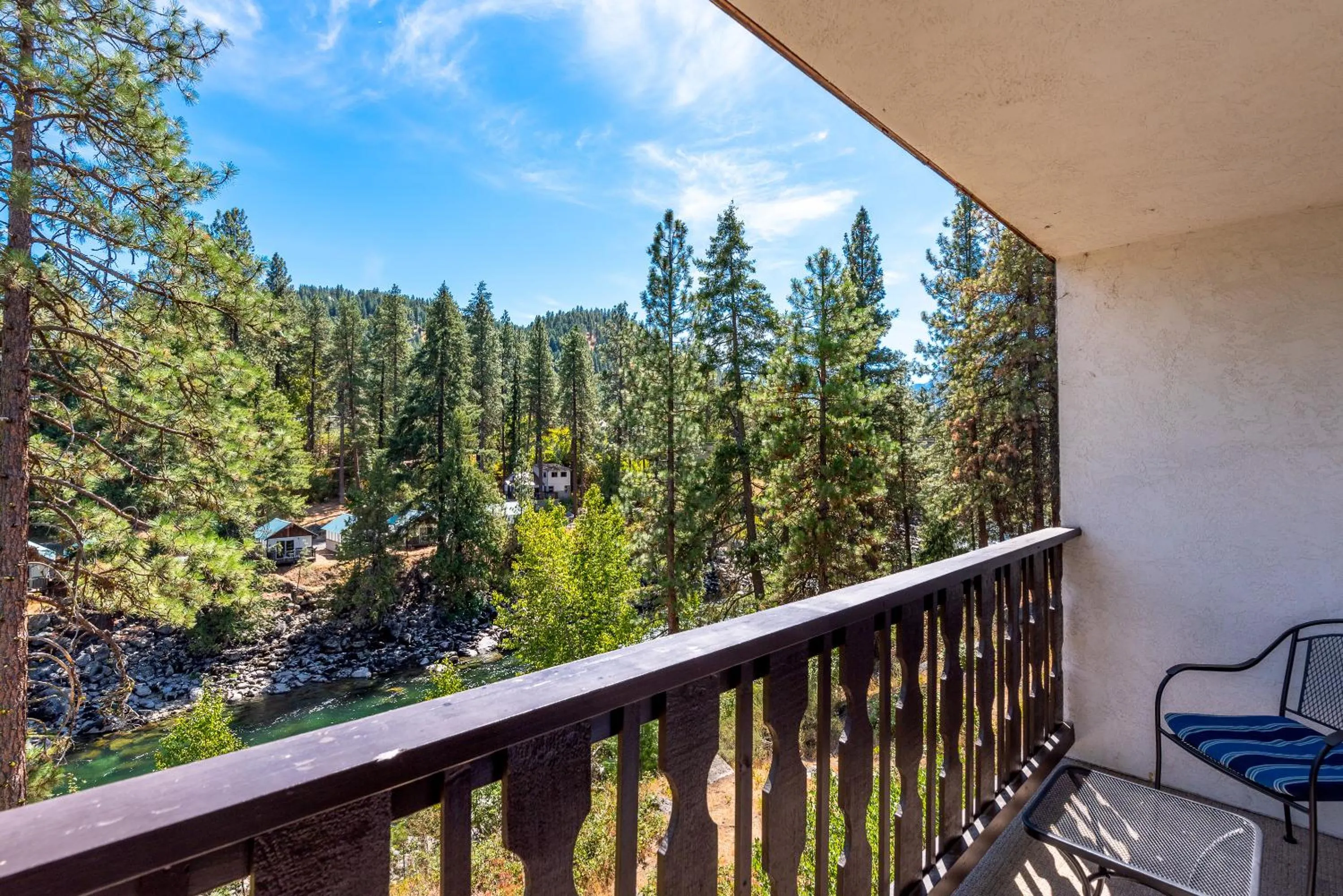 River view in Alpine Rivers Inn