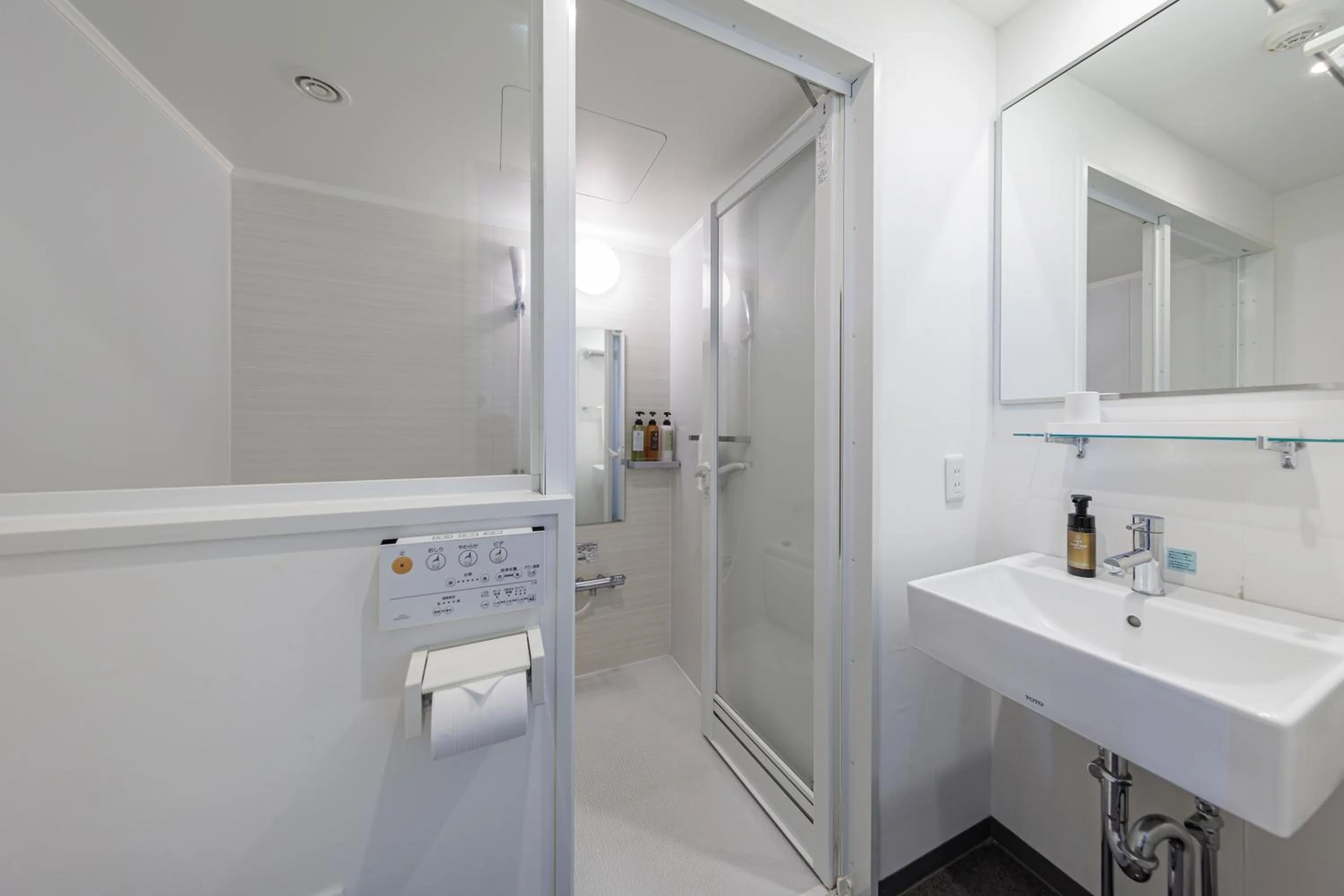 Toilet in JR Kyushu Hotel Miyazaki