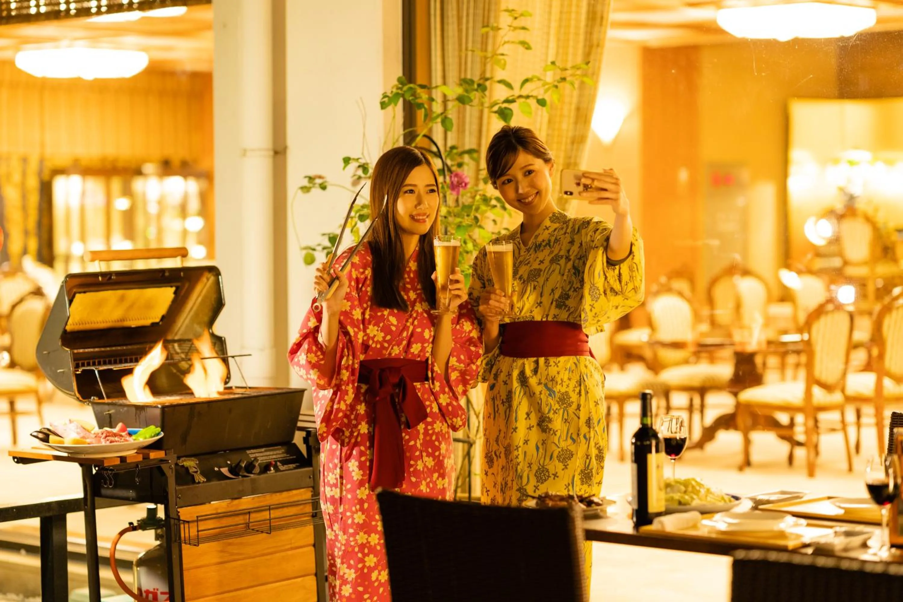 Restaurant/places to eat in Hotel Hoho "A hotel overlooking the Echigo Plain and the Yahiko mountain range" formerly Hotel Oohashi Yakata-no-Yu