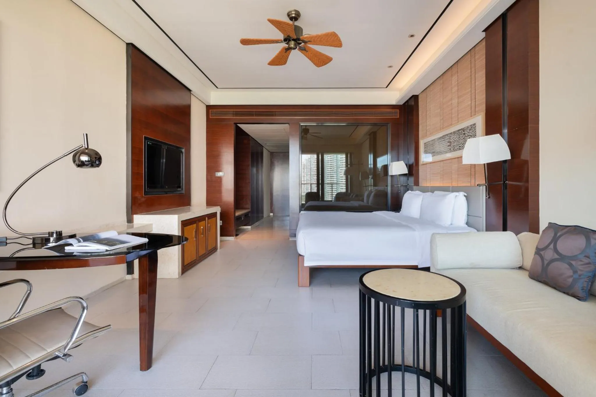 Photo of the whole room, Bed in Crowne Plaza Sanya City Center by IHG