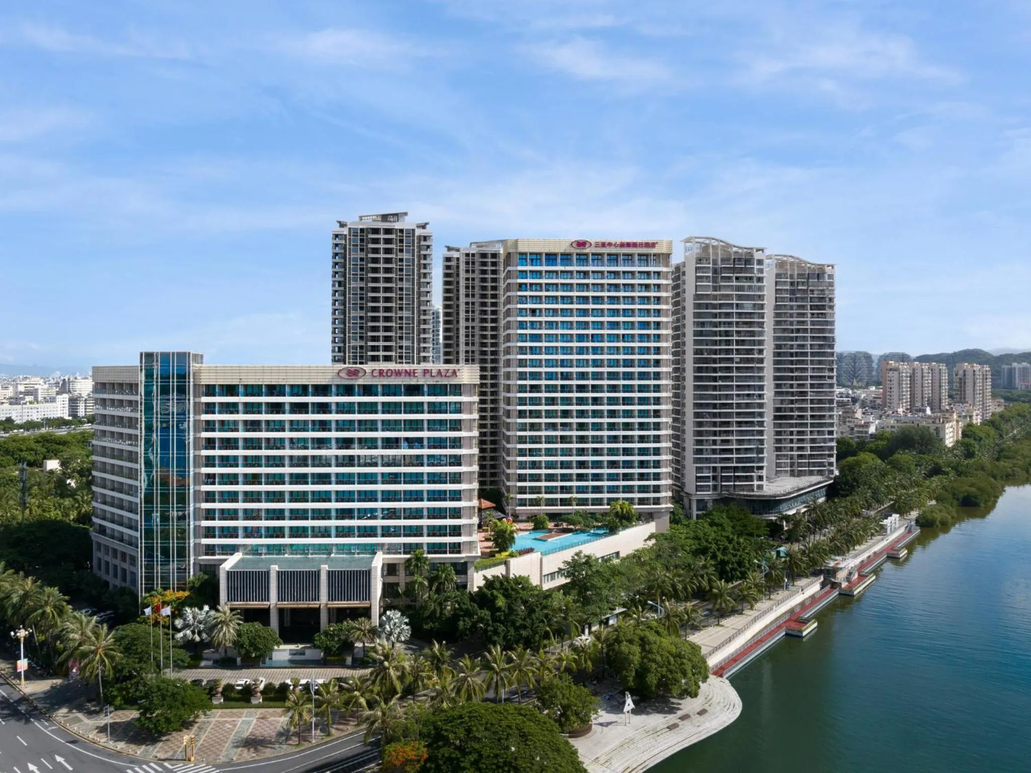 Property building in Crowne Plaza Sanya City Center by IHG