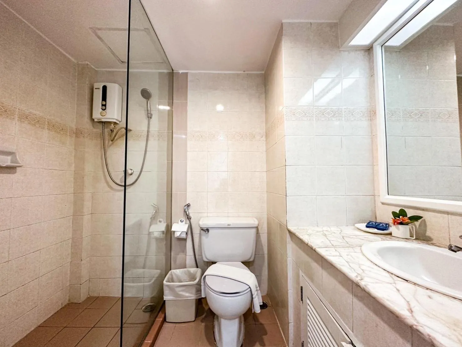 Bathroom in Rua Rasada Express