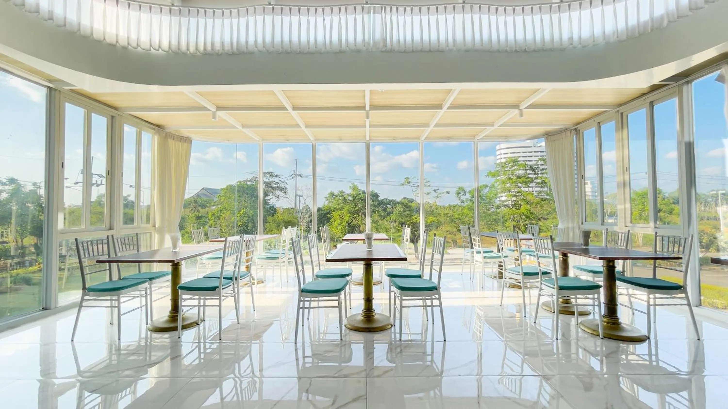 Area and facilities in Rua Rasada Express