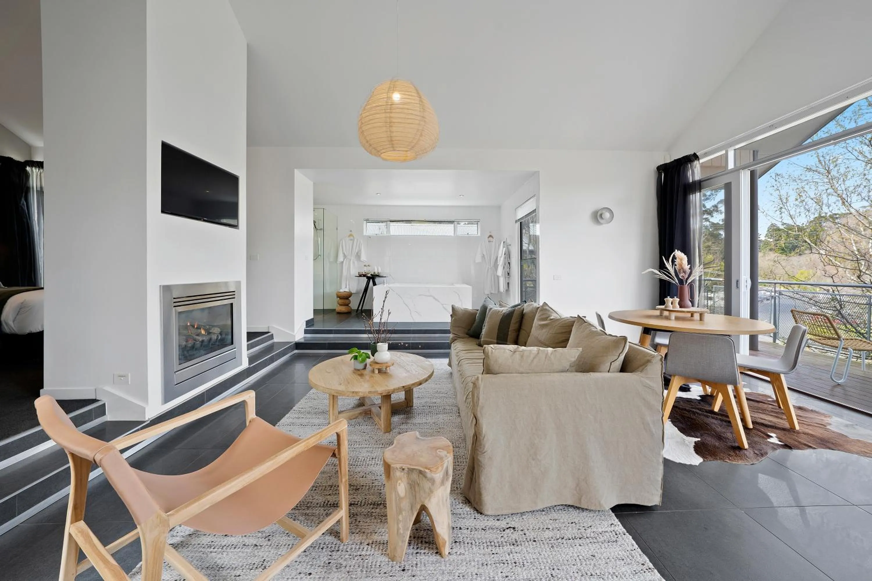 Living room in Hepburn Bathhouse & Spa Villas