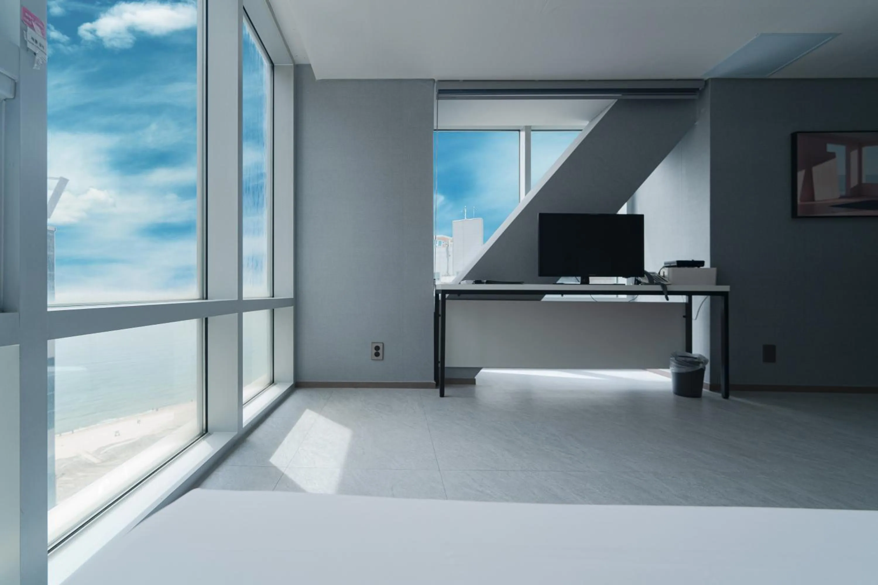 TV and multimedia in Sun Cloud Hotel