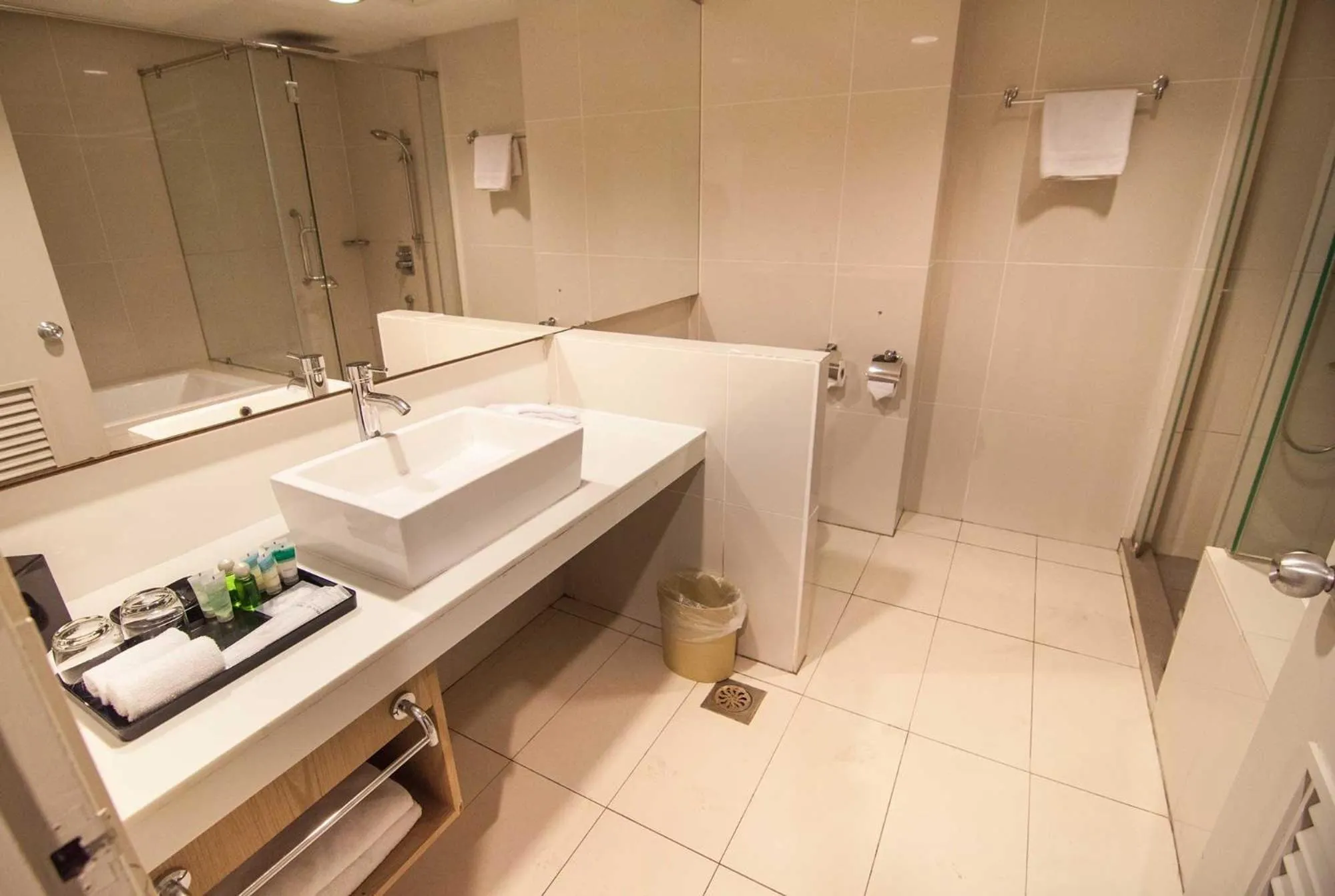 Bathroom in Century Langkasuka Resort Langkawi