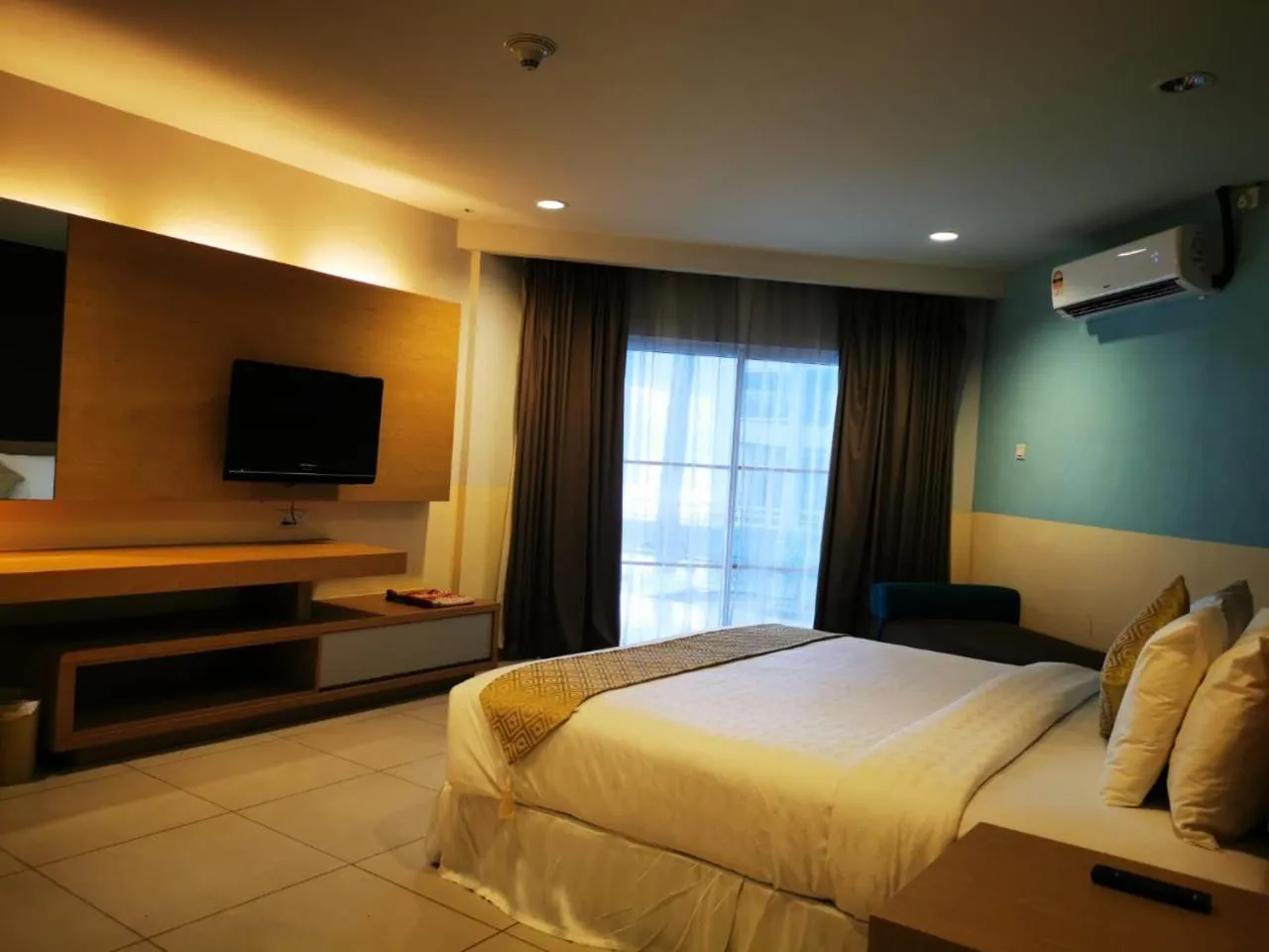 Bedroom, Bed in Century Langkasuka Resort Langkawi