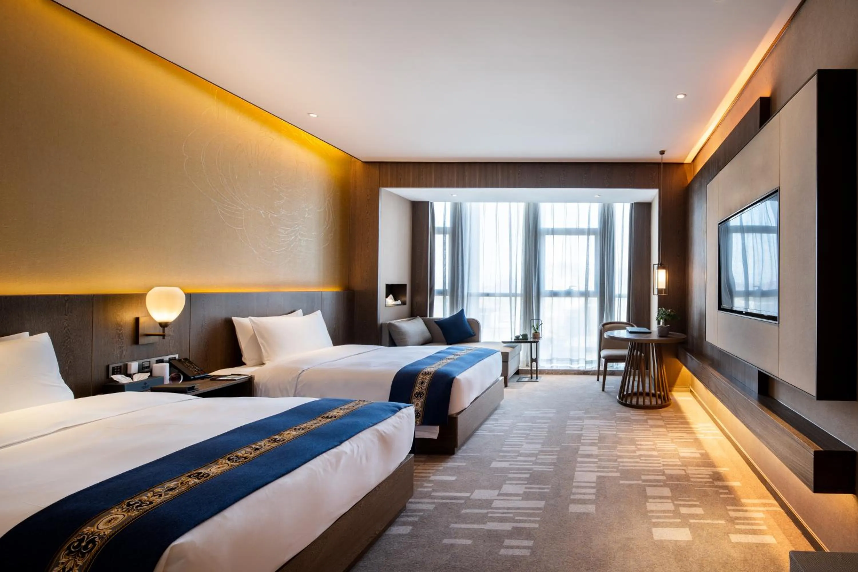 Bed in Jinling Grand Hotel