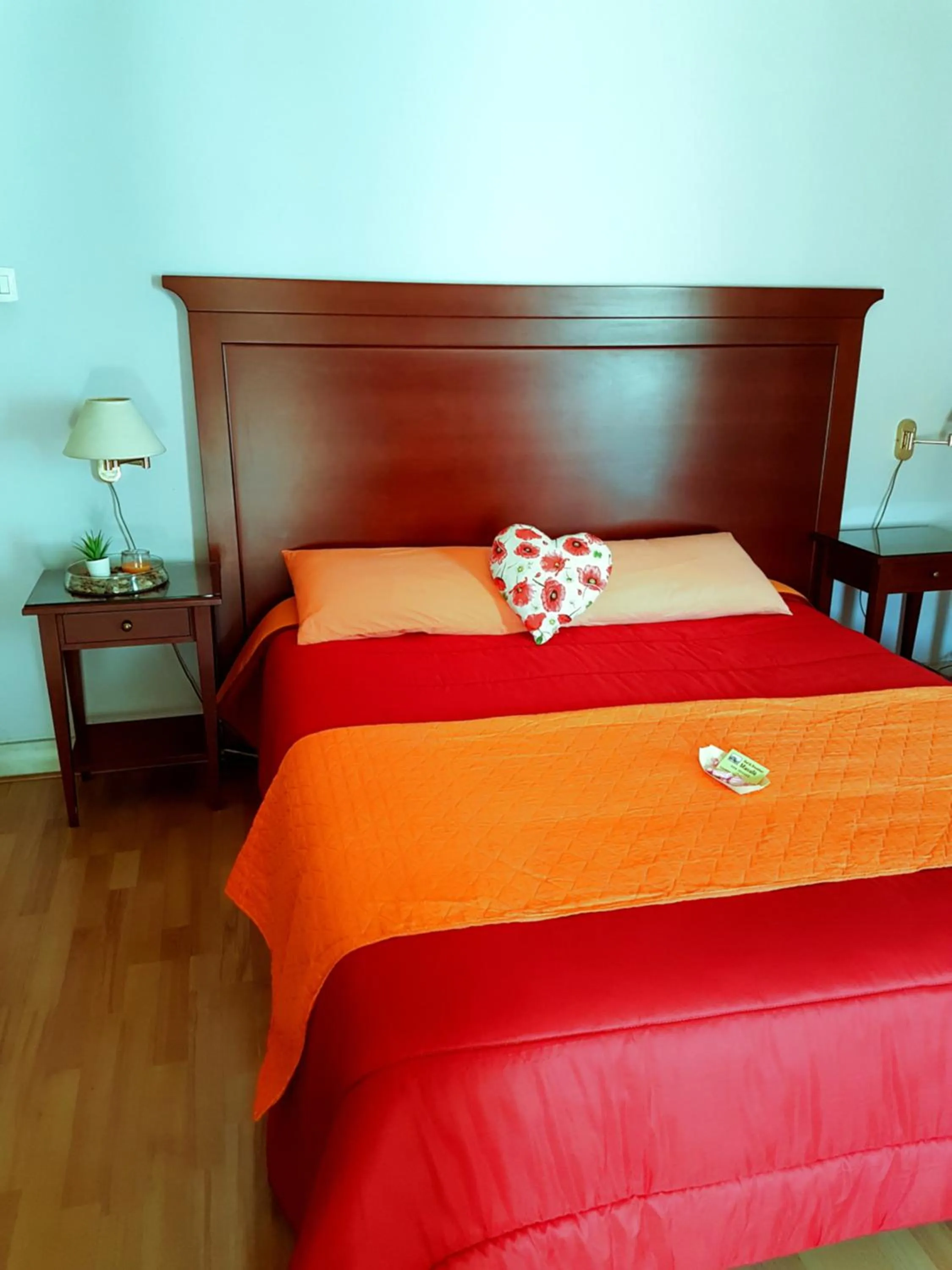 Bed in Bed & Breakfast Macallè