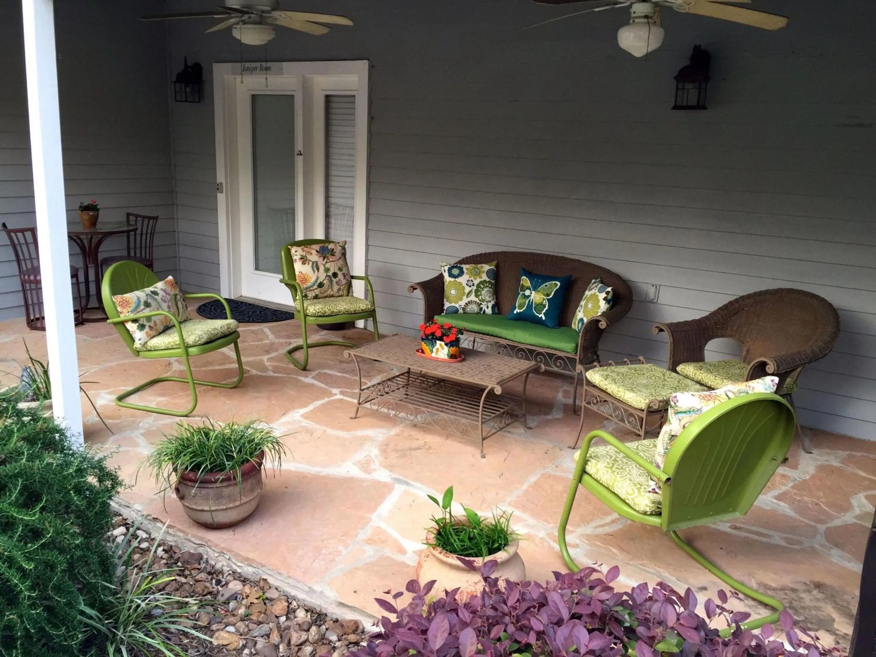 Bedroom in Comal Inn