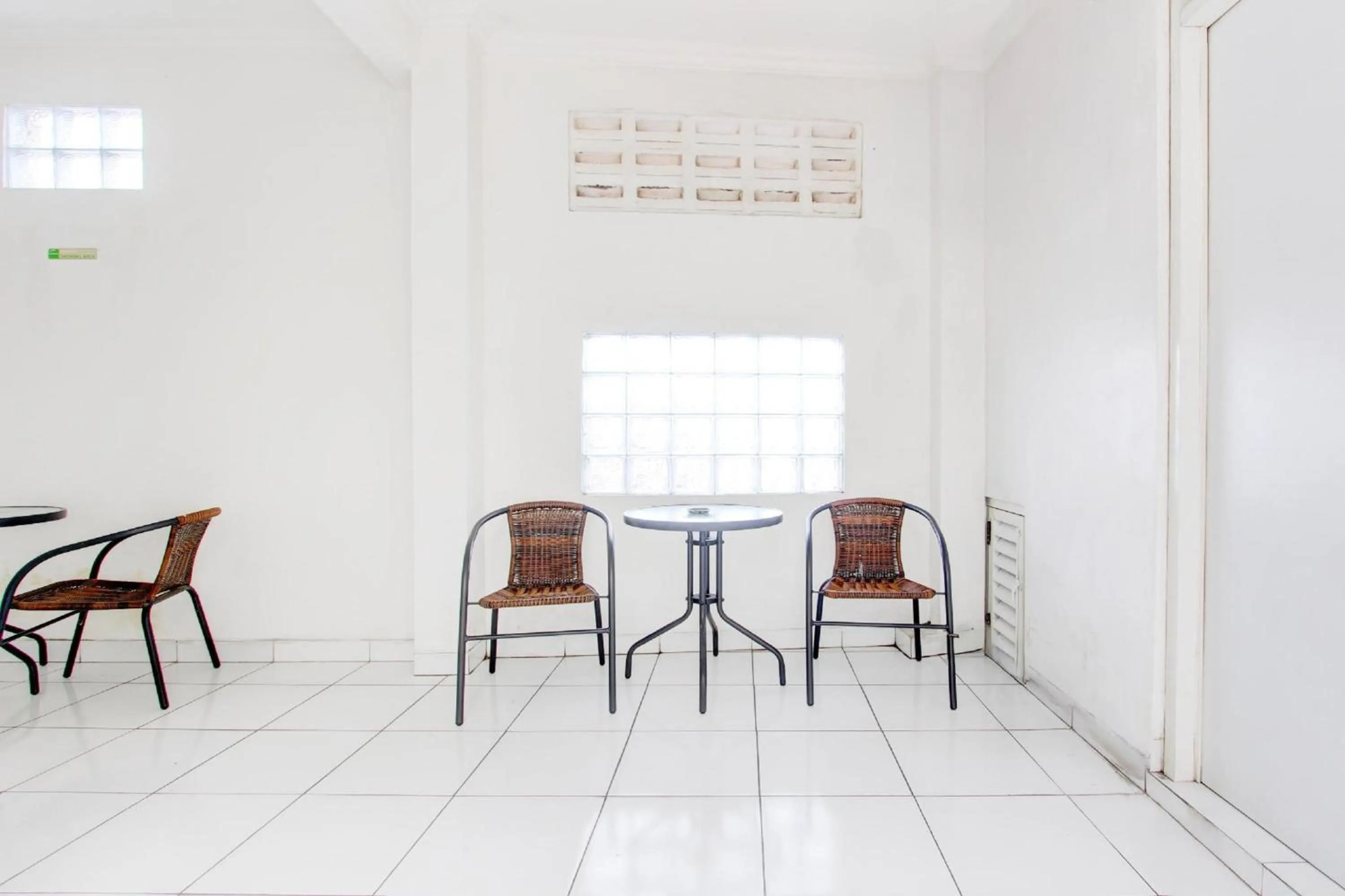 Lobby or reception in Hotel O Wisma Arya 2