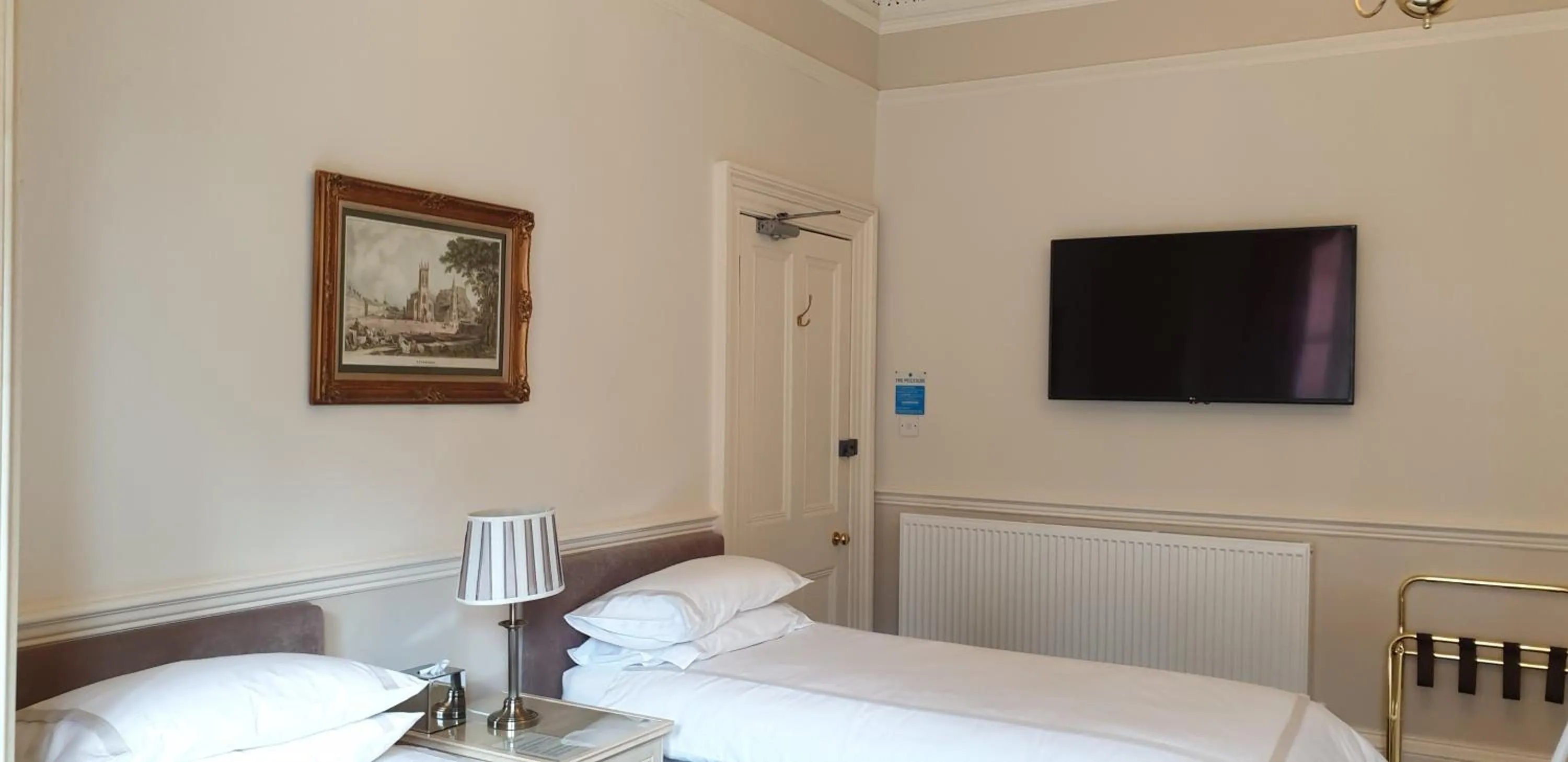 Bedroom, Bed in Highfield Guest House