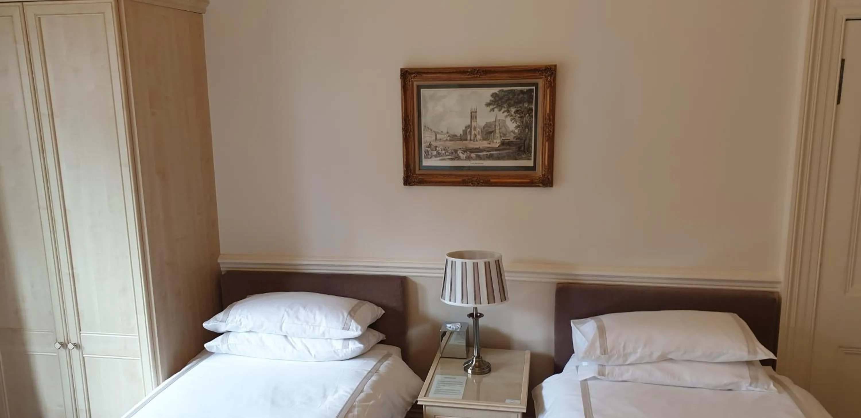 Bed in Highfield Guest House