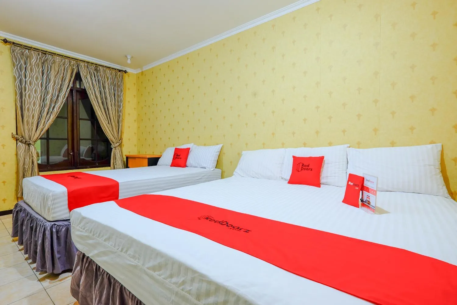 Bed in RedDoorz near Universitas Diponegoro Semarang