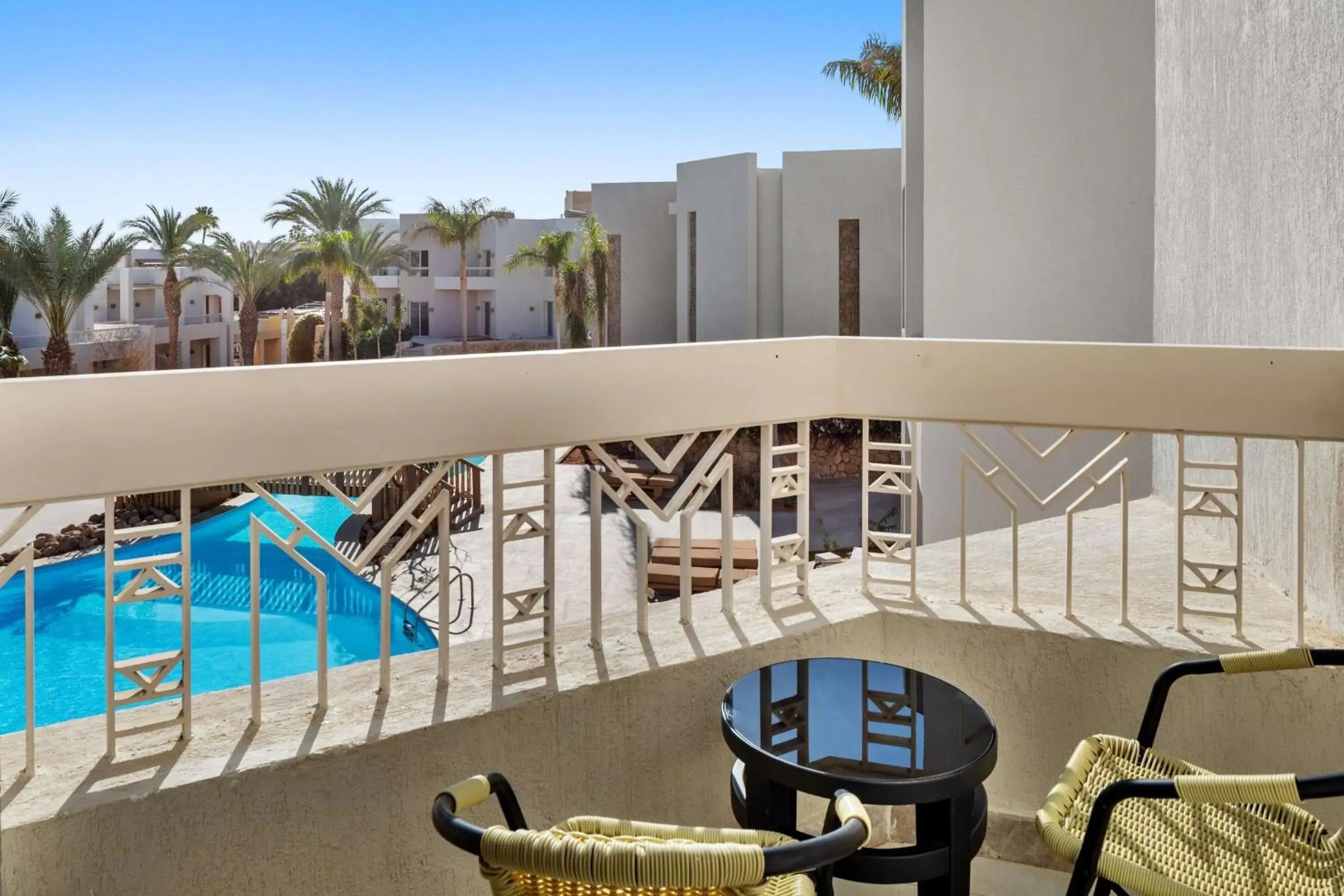 Premium Beachside King Room with Pool View - single occupancy in DoubleTree by Hilton Sharks Bay Resort Premium Beachside King Room with Pool View - single occupancy in DoubleTree by Hilton Sharks Bay Resort