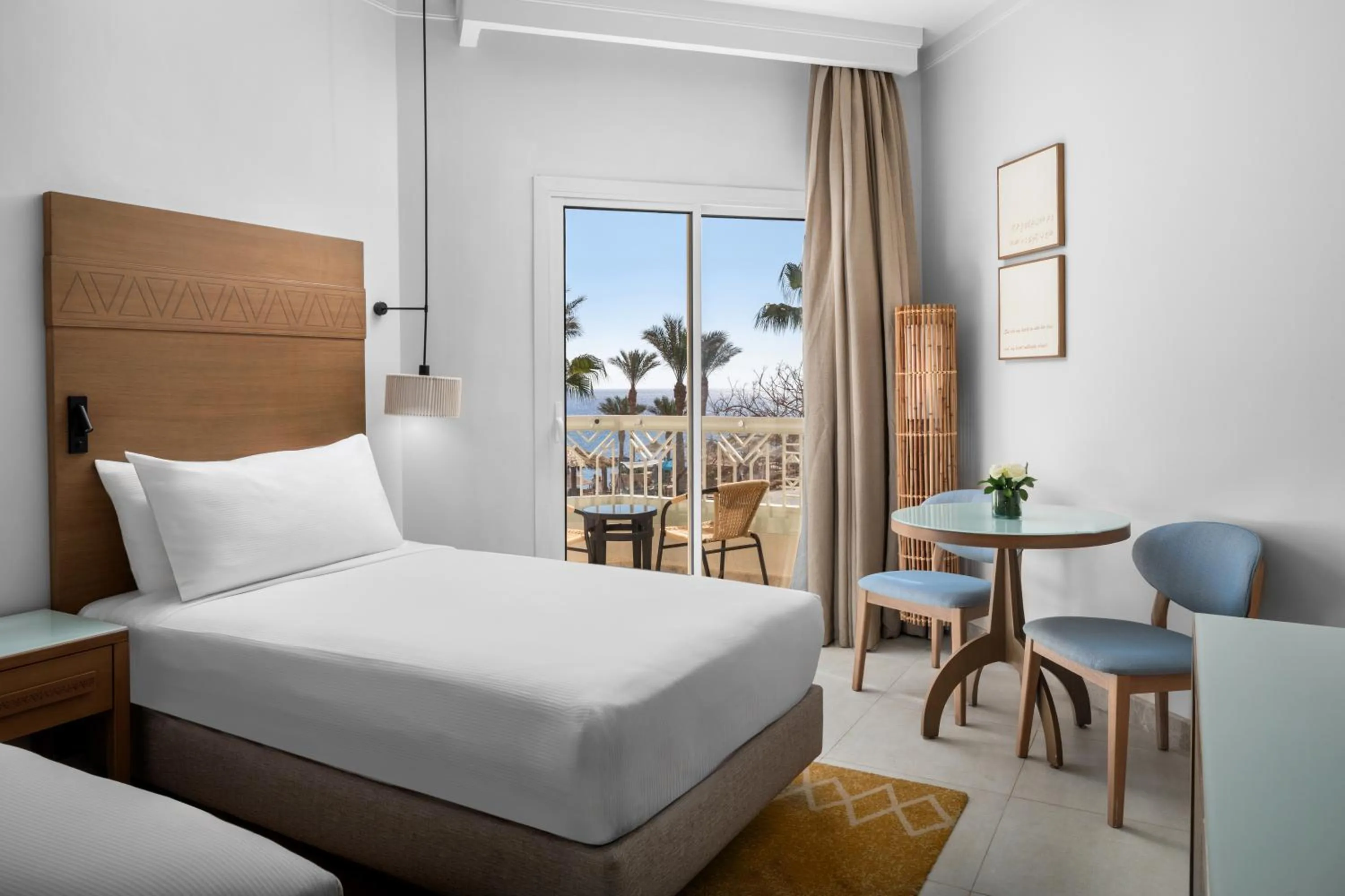 Bed in DoubleTree by Hilton Sharks Bay Resort