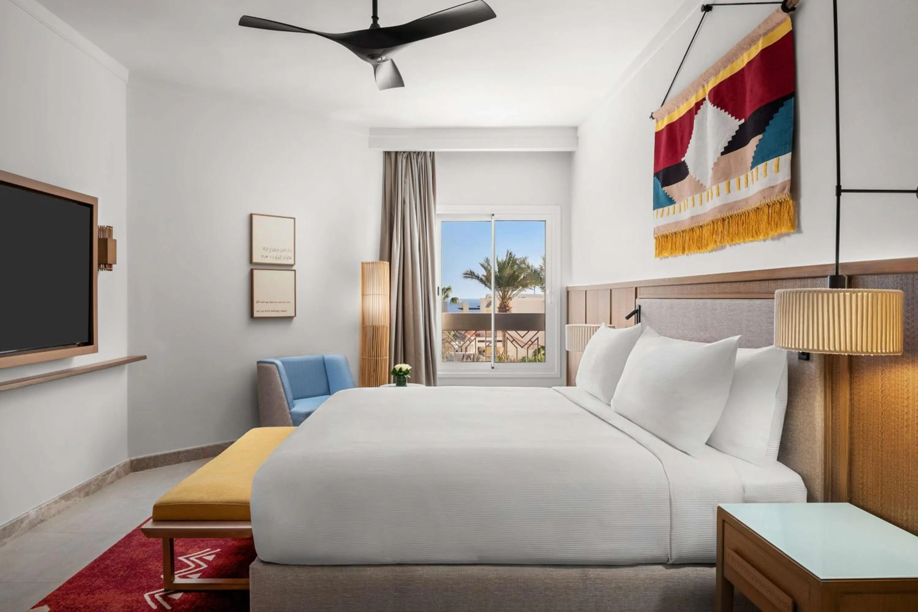 Bed in DoubleTree by Hilton Sharks Bay Resort