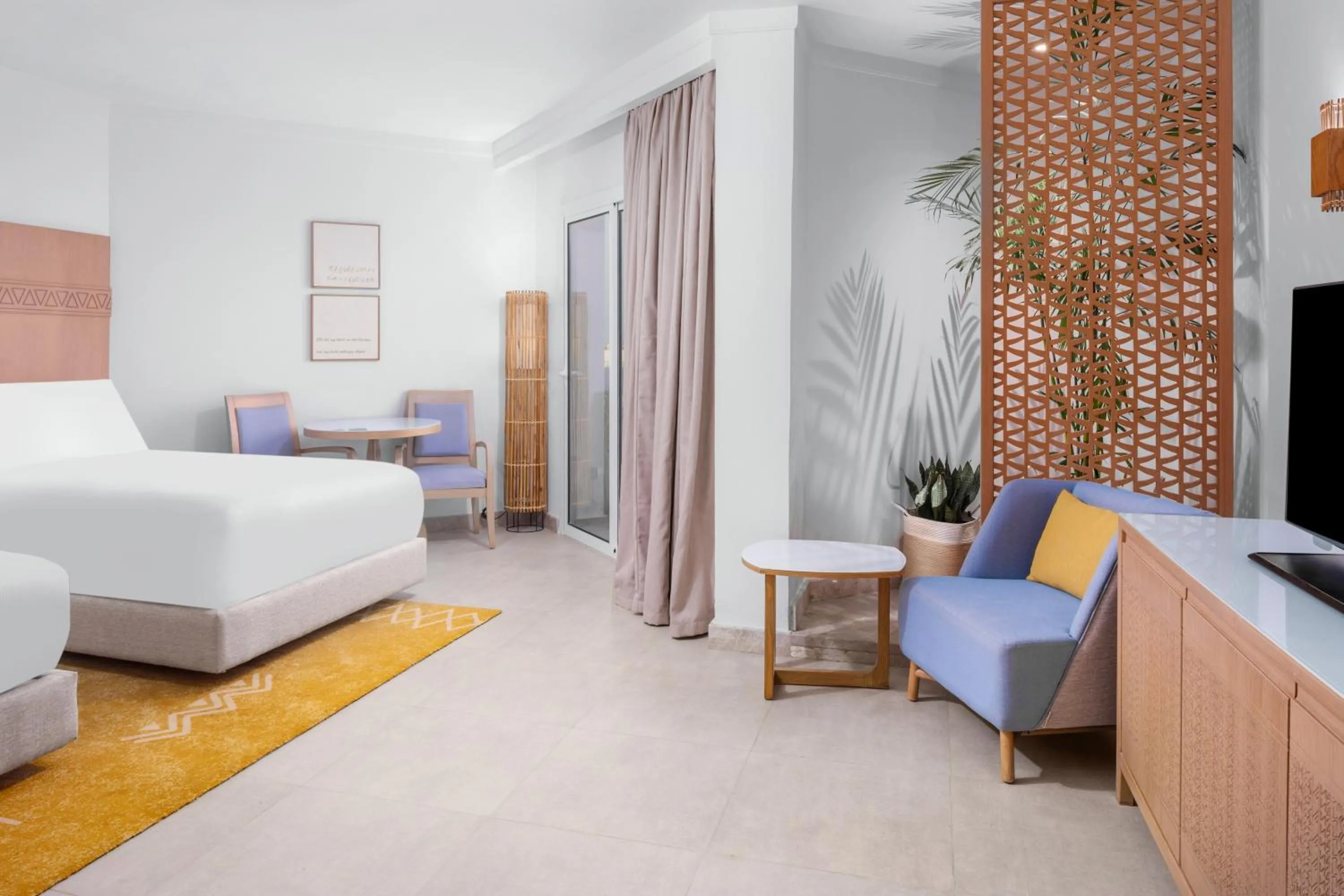 Bed in DoubleTree by Hilton Sharks Bay Resort