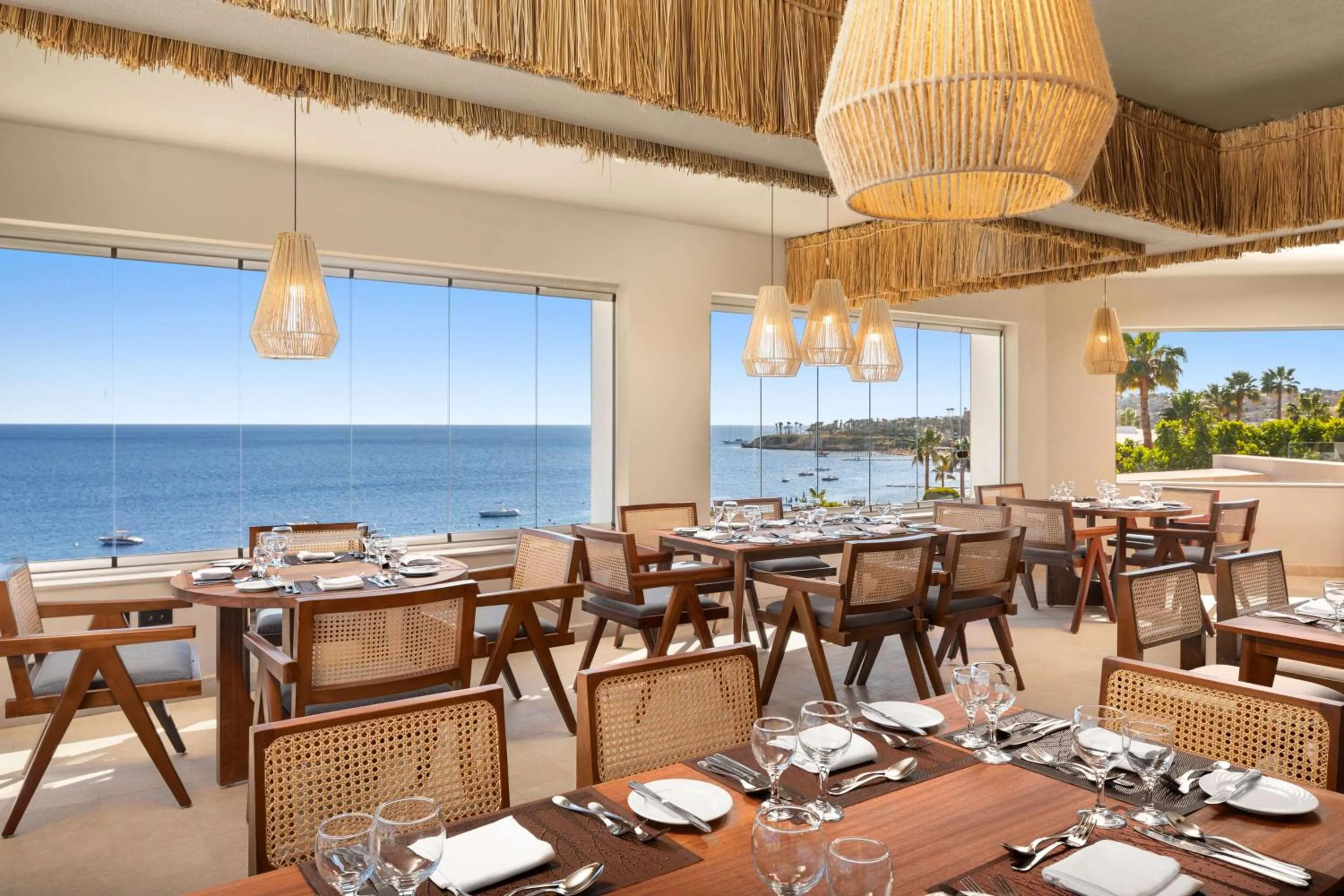 Restaurant/places to eat in DoubleTree by Hilton Sharks Bay Resort
