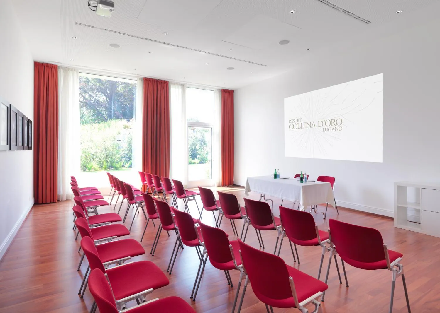 Business facilities in Resort Collina d'Oro - Hotel, Residence & Spa