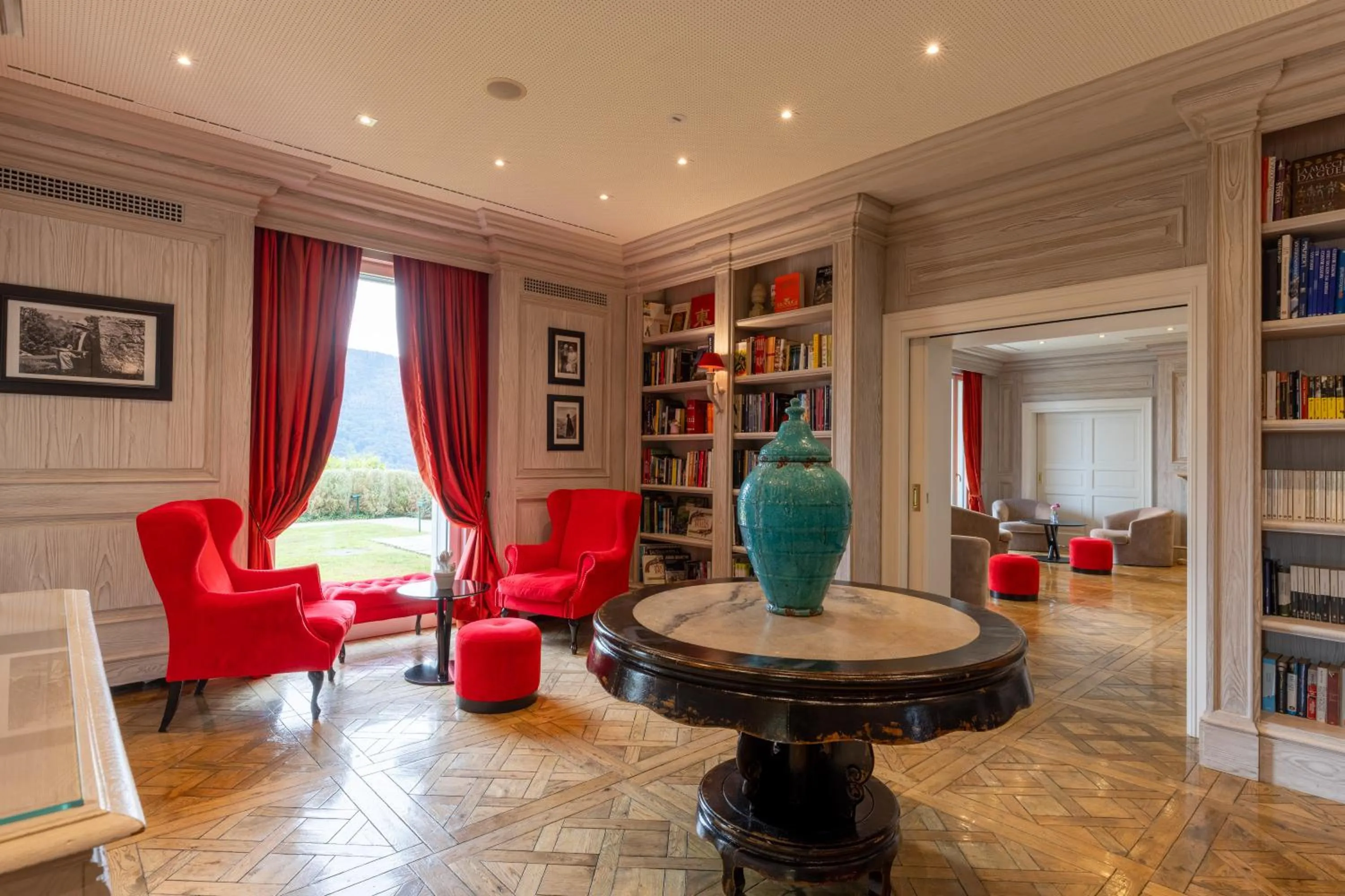 Library in Resort Collina d'Oro - Hotel, Residence & Spa