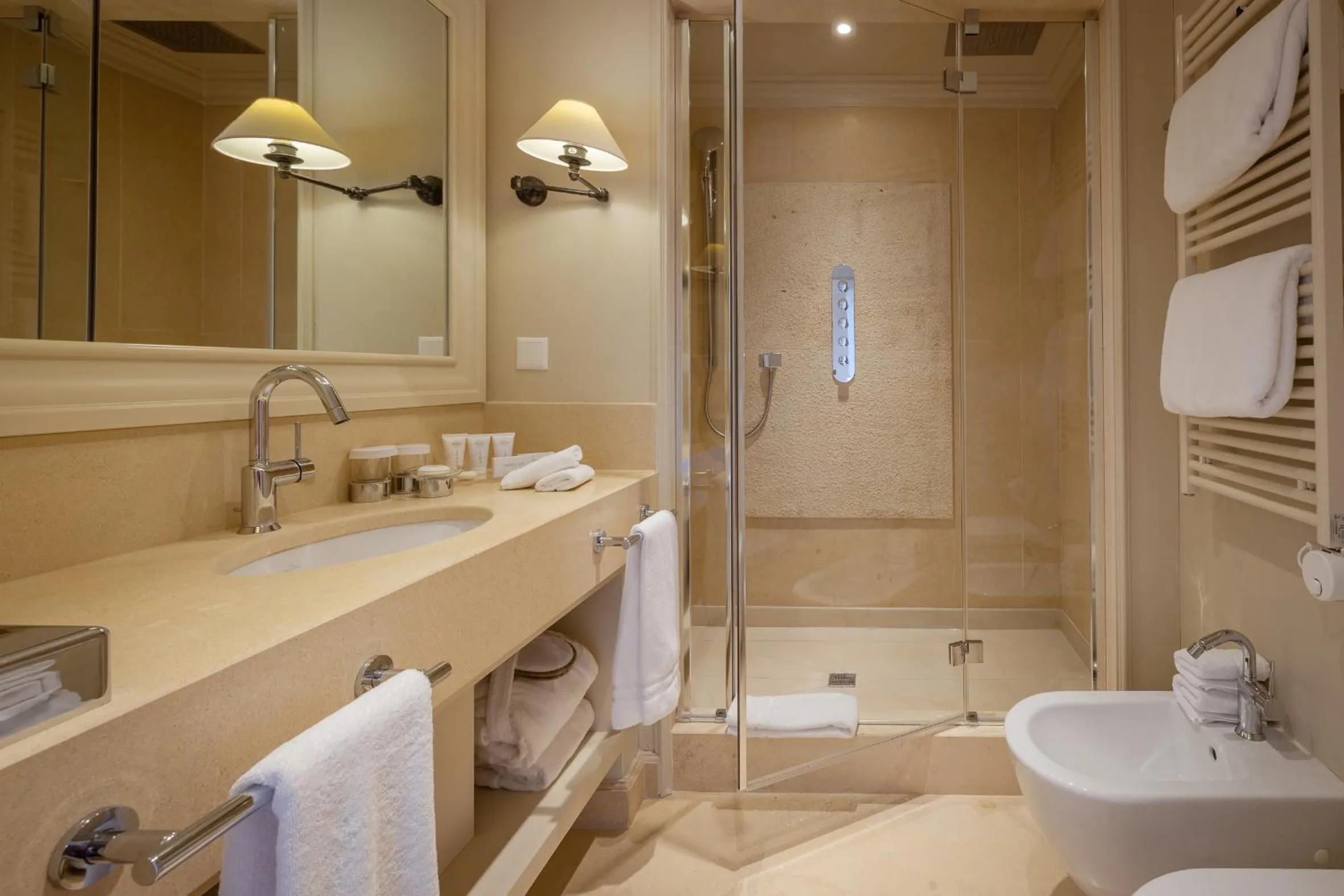 Toilet in Resort Collina d'Oro - Hotel, Residence & Spa