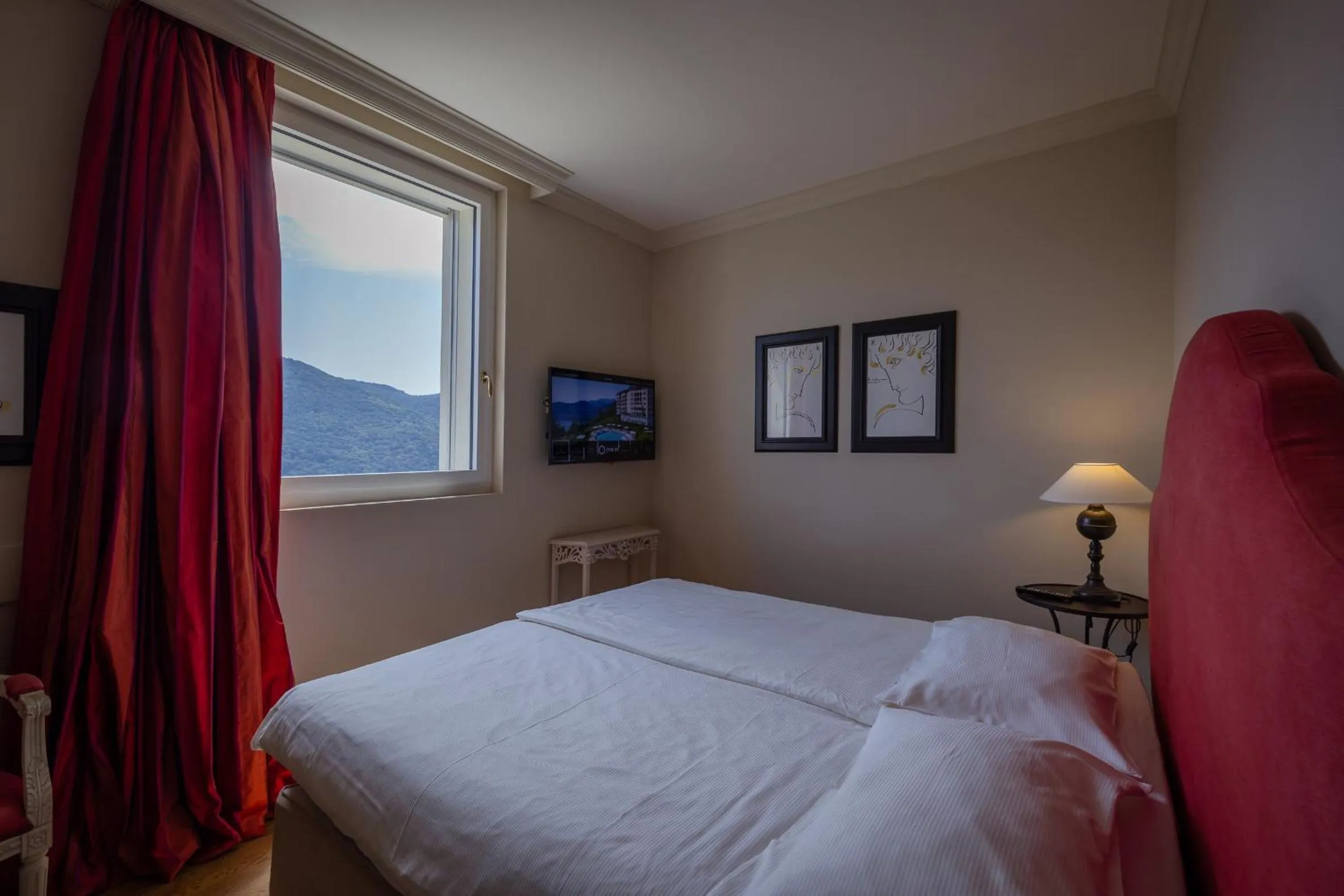 Bedroom, Bed in Resort Collina d'Oro - Hotel, Residence & Spa