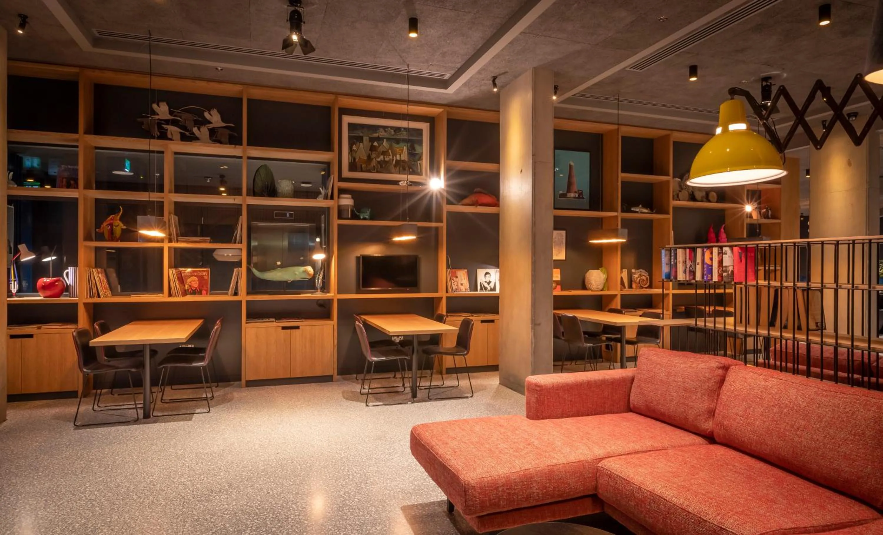 Restaurant/places to eat in Marlin Hotel Stephens Green