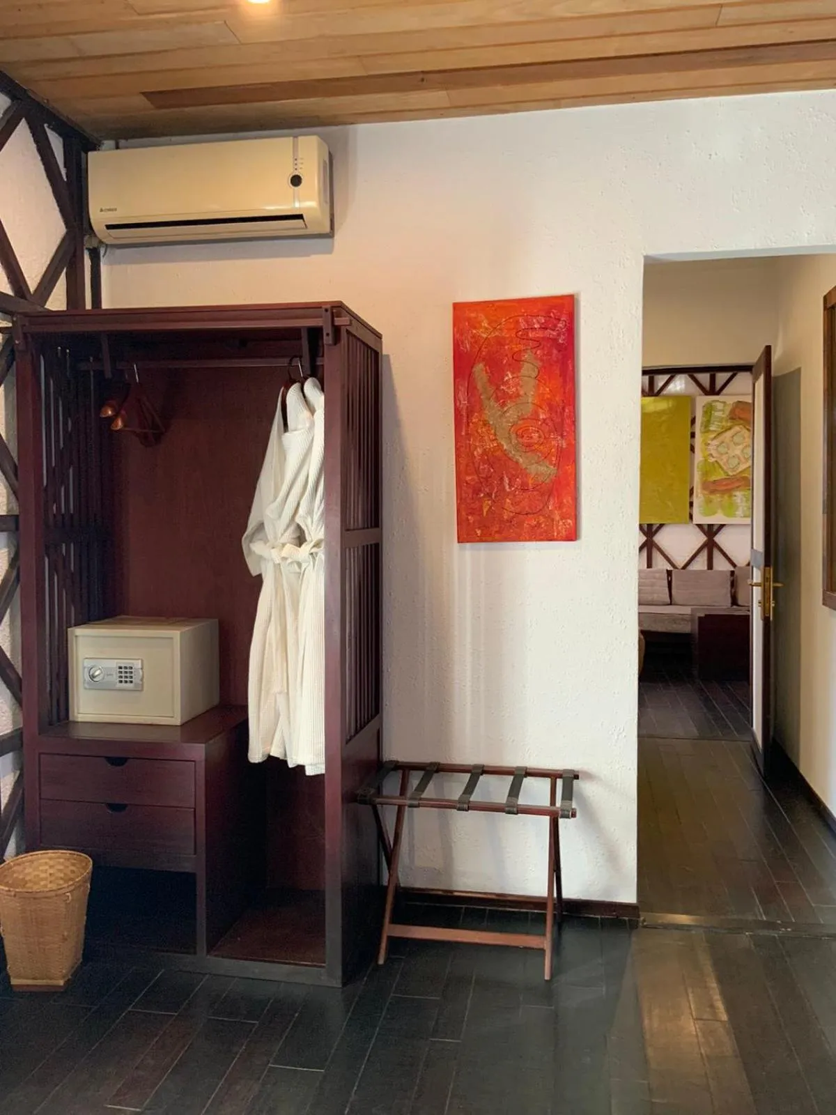 air conditioner, Bed in ViewPoint Ecolodge