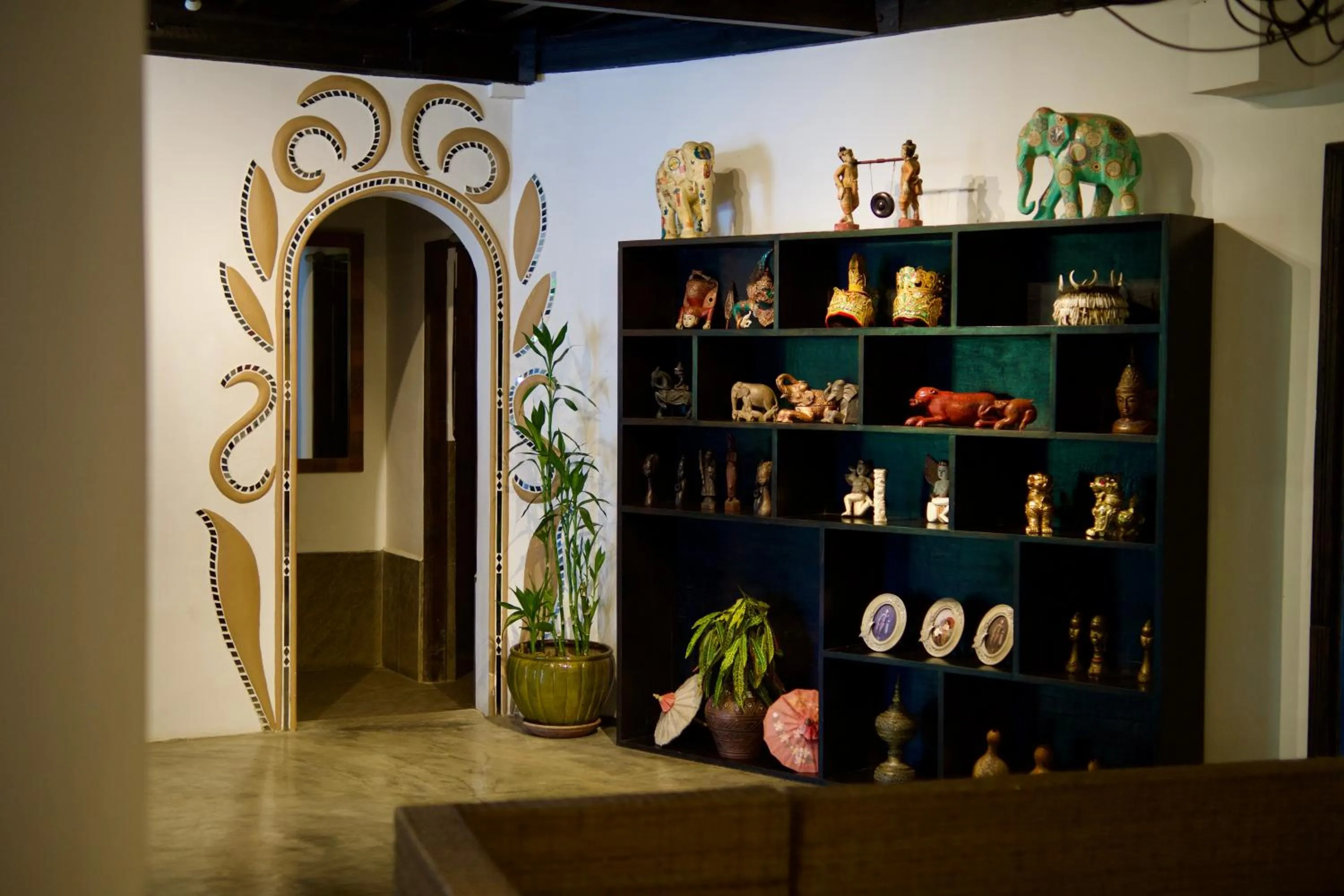 Decorative detail in ViewPoint Ecolodge