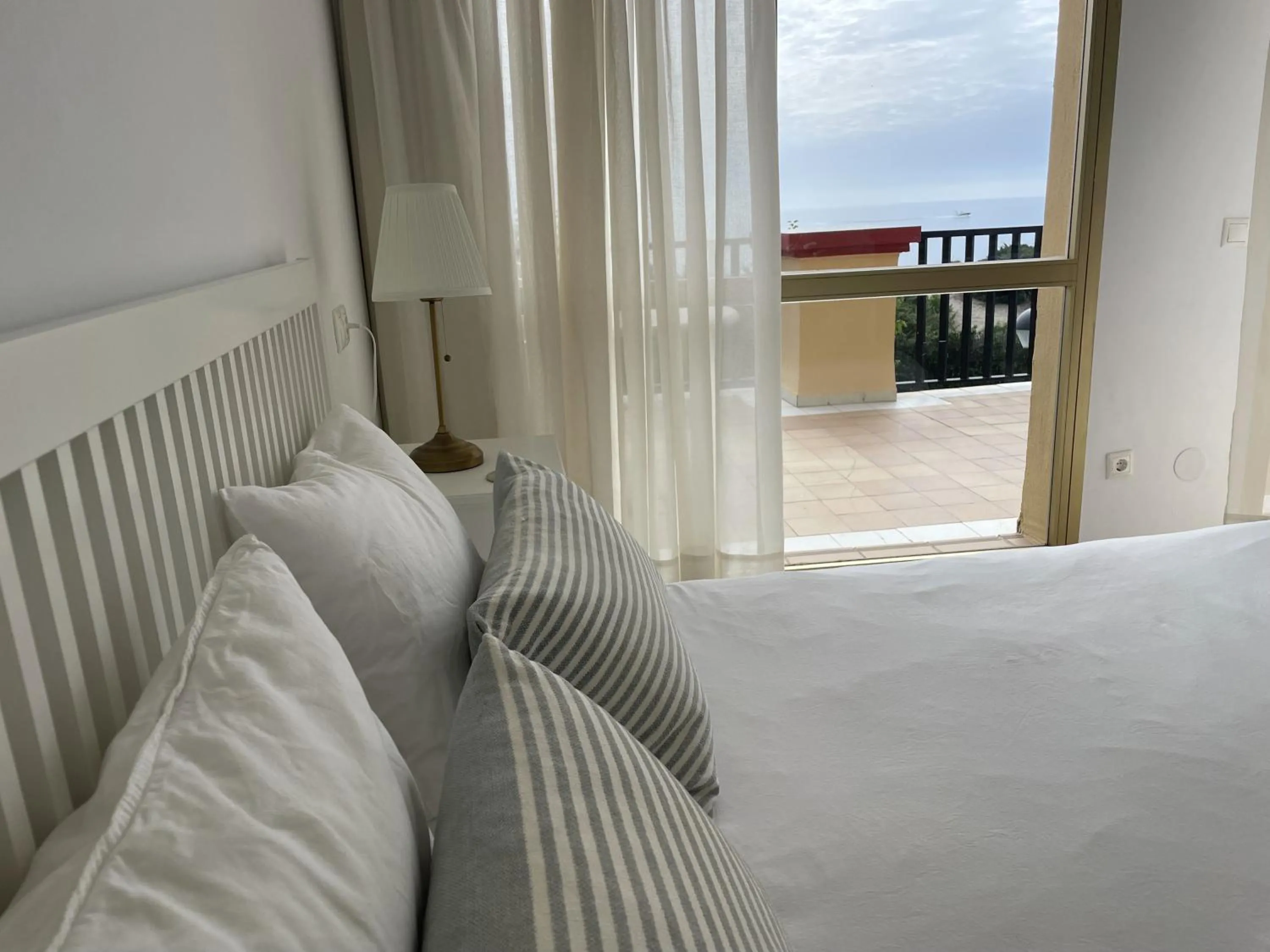 Estudio con insuperables vistas al Mar: Aparcamiento