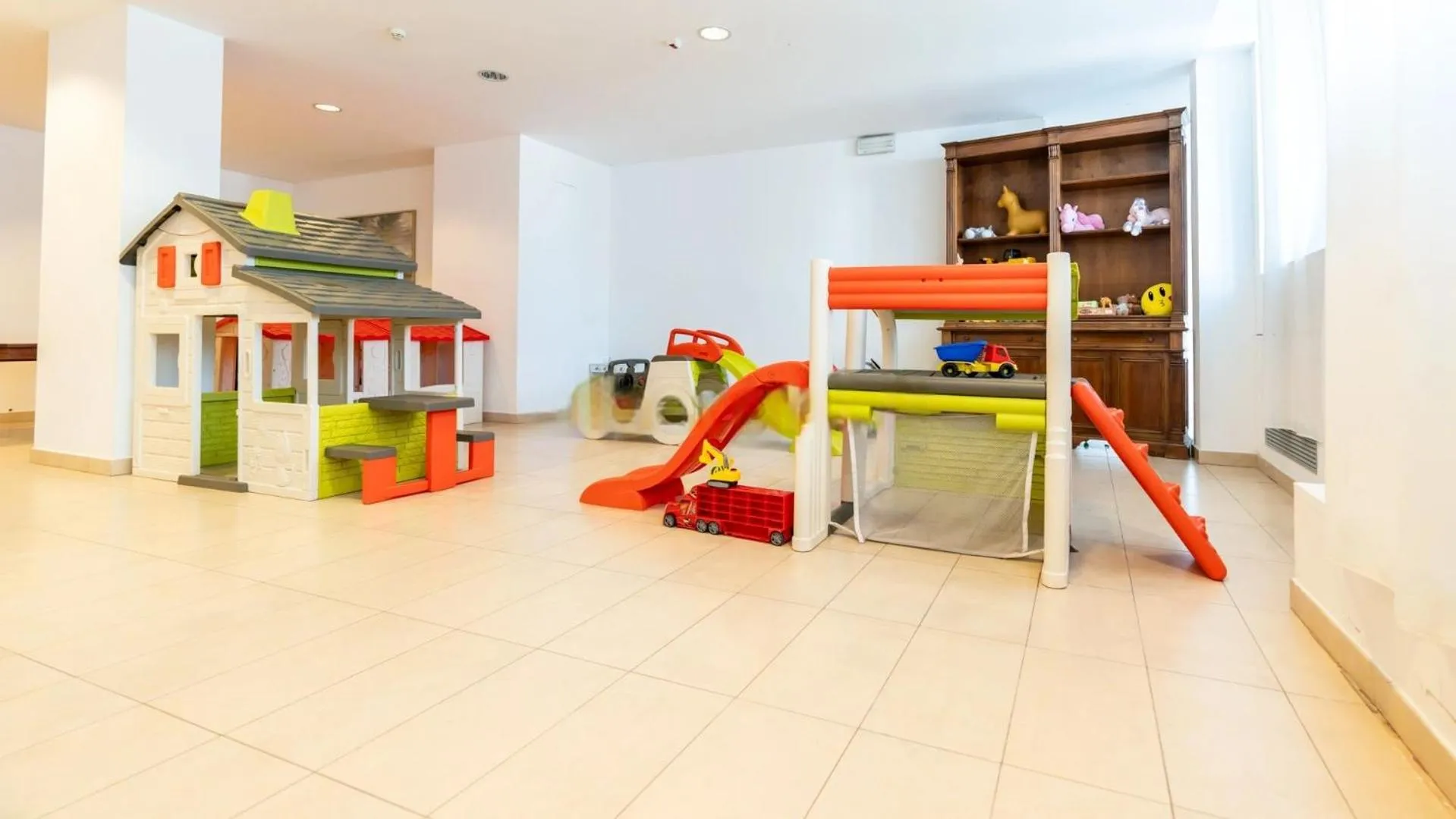 Hotel Cosmopol Cesenatico