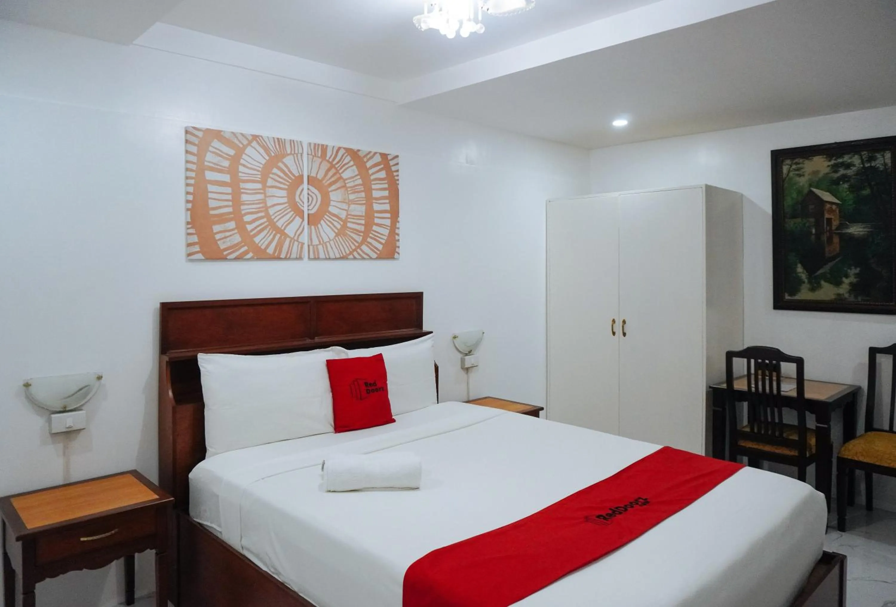 Bed in RedDoorz at La Casa Guesthouse former RedDoorz at Tamarind Street Angeles City