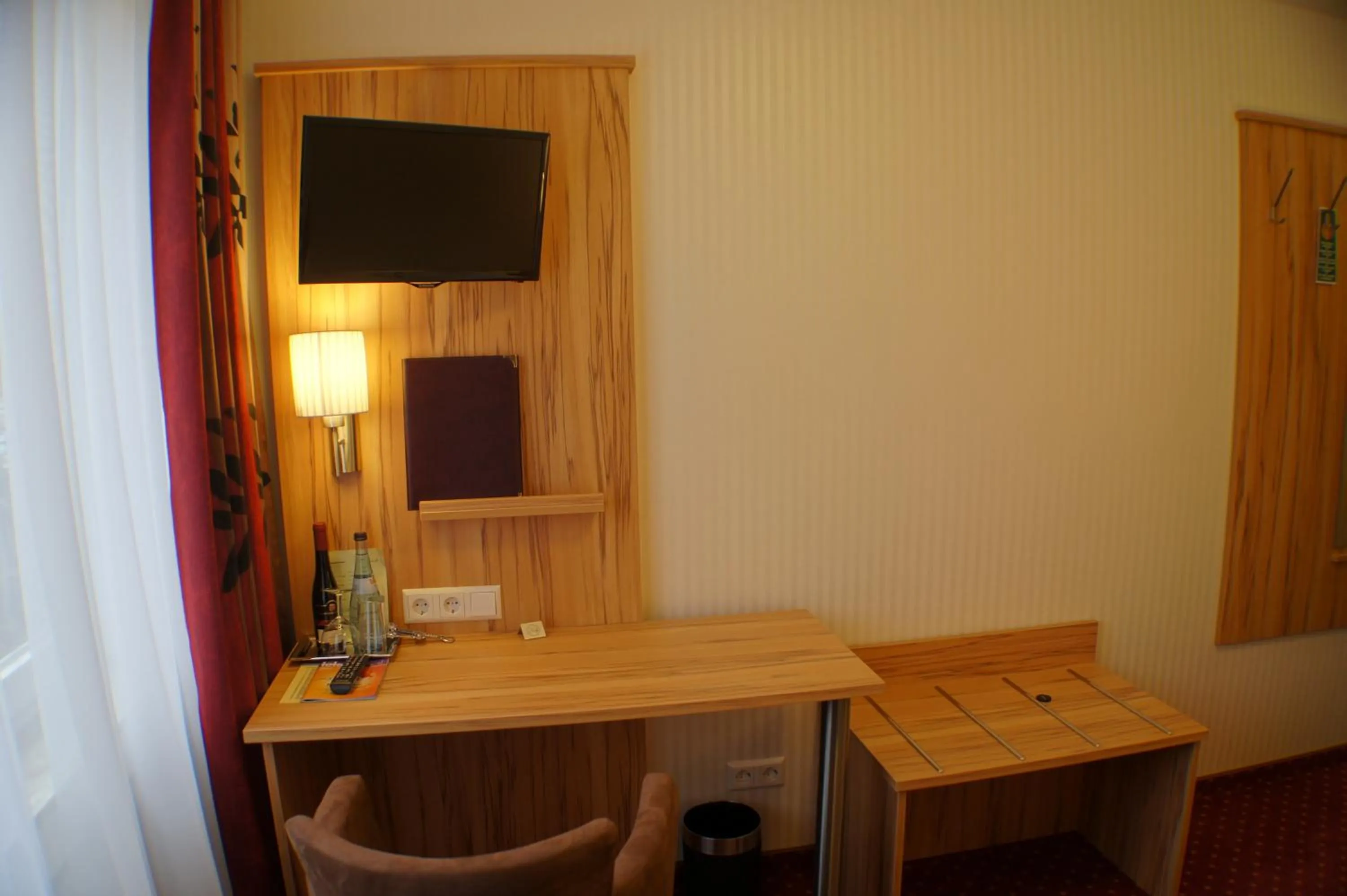 TV and multimedia in Hotel am Bad