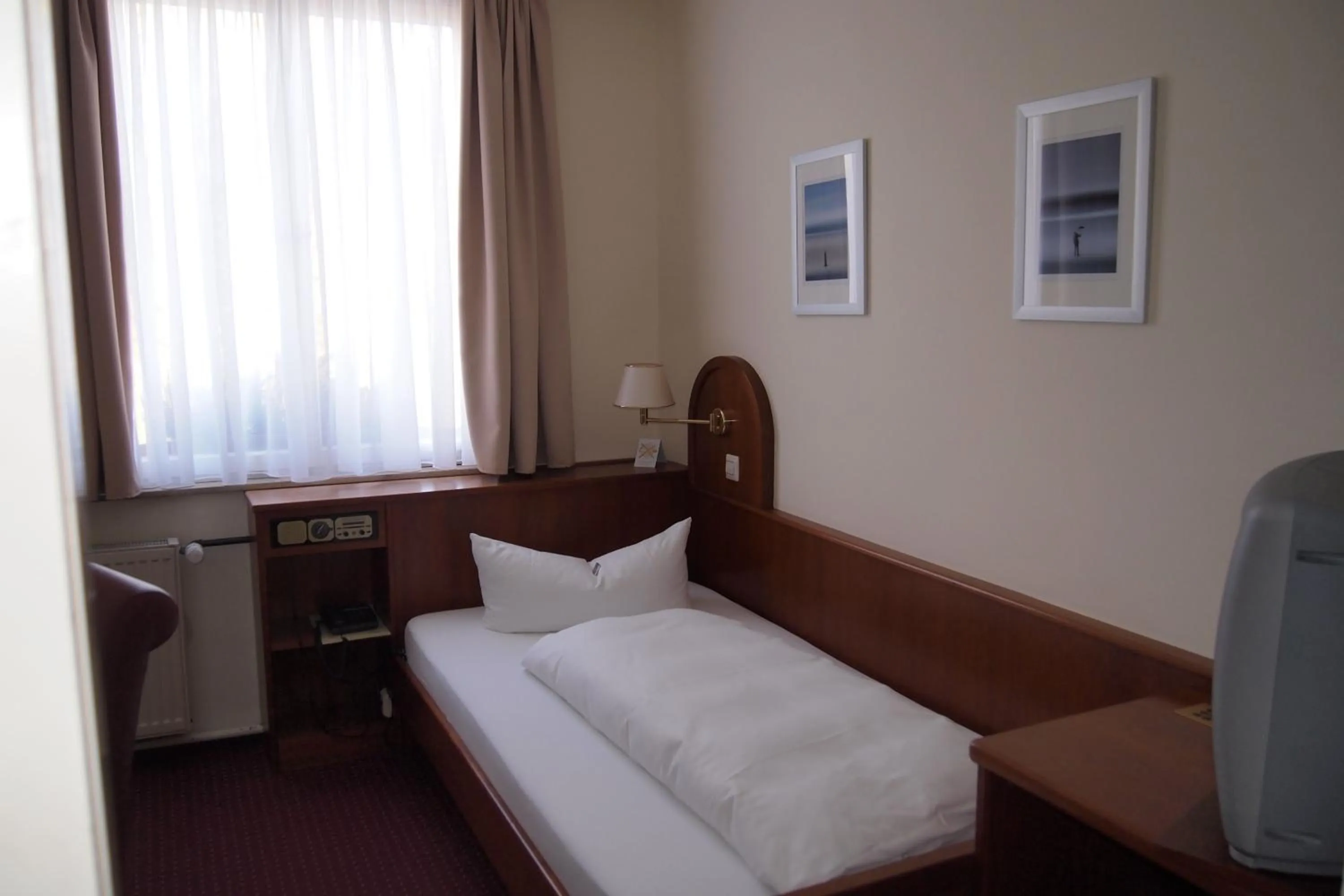 Photo of the whole room, Bed in Hotel am Bad