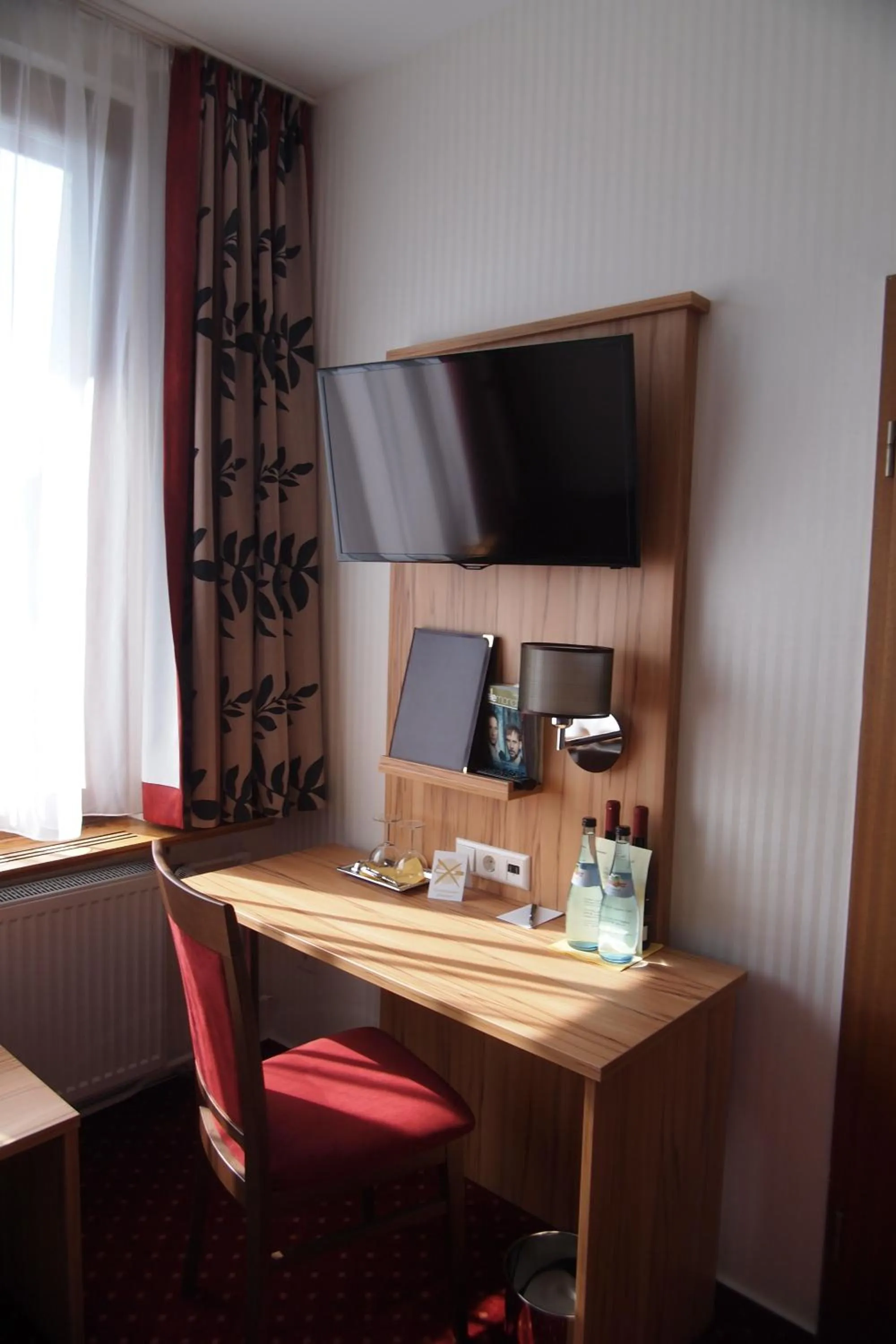 TV and multimedia in Hotel am Bad