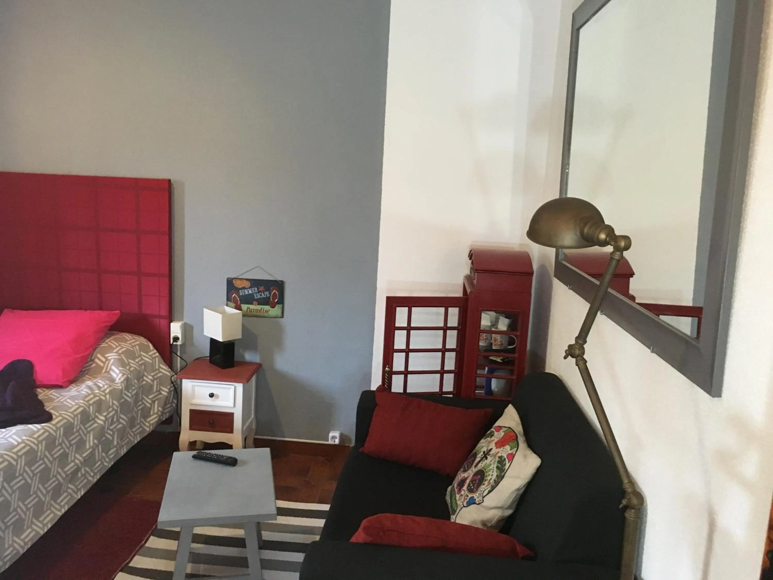 Living room, Bed in Casa Rural Paloma