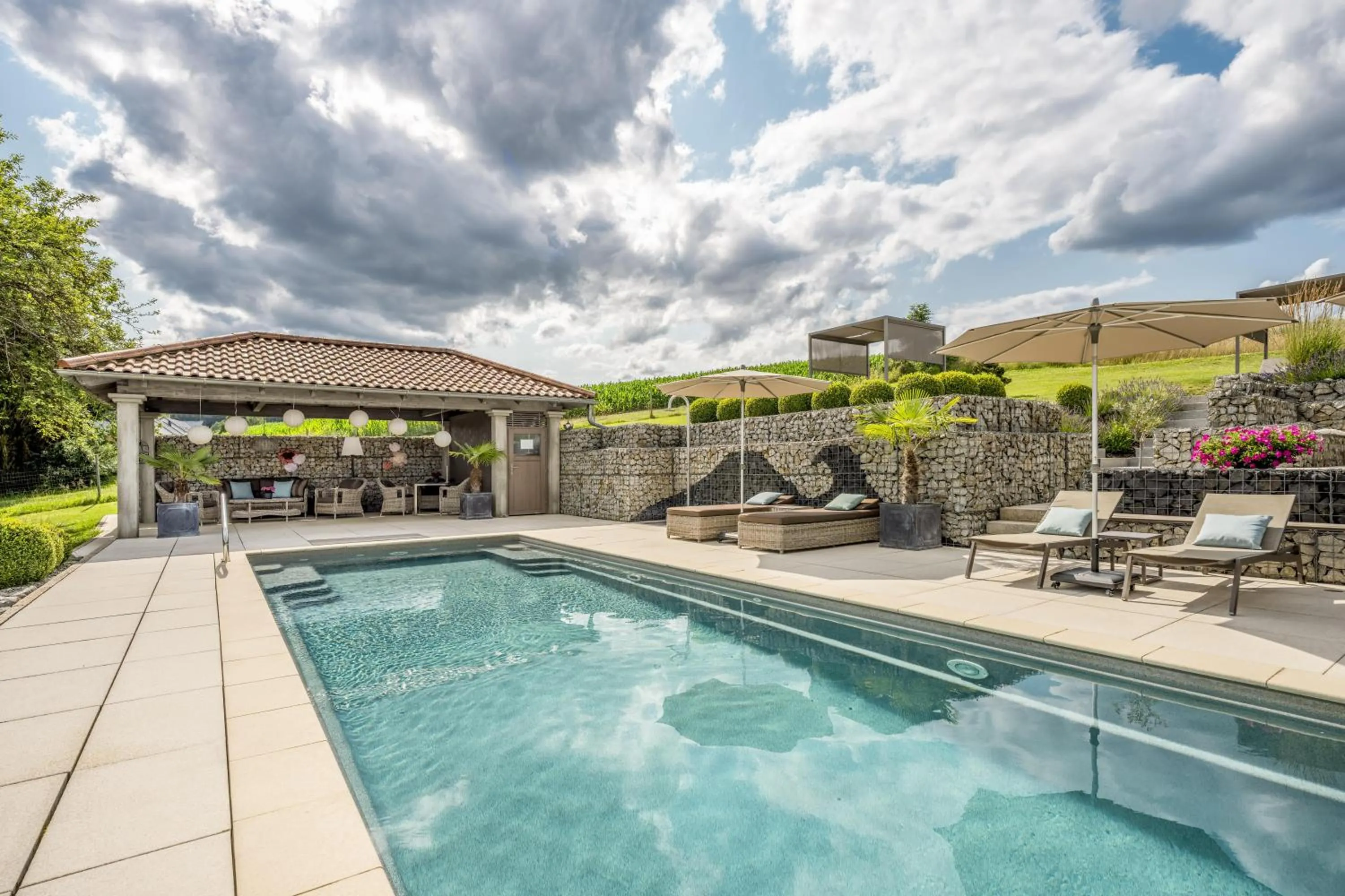 Swimming pool in Der Heindlhof