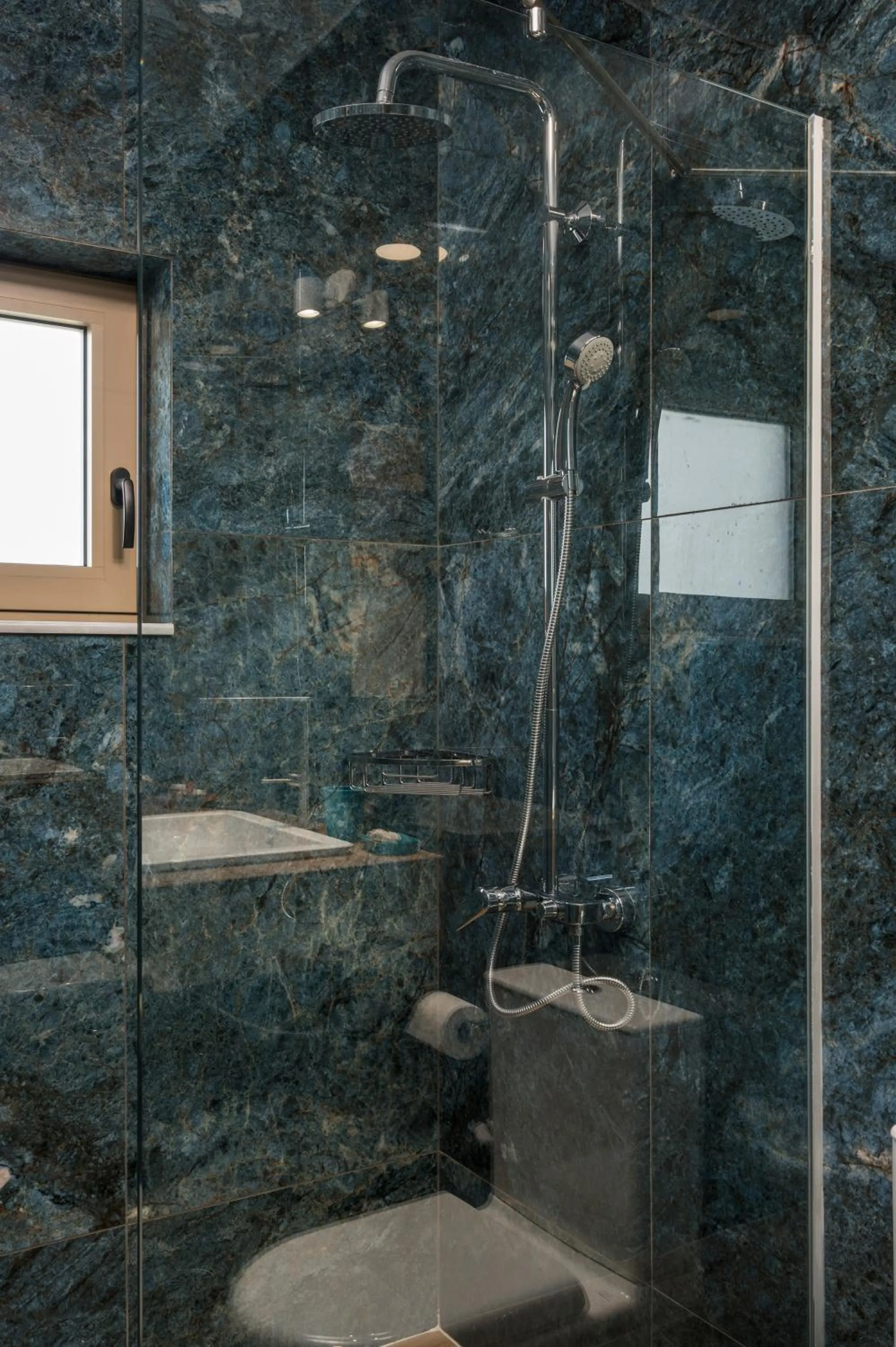 Bathroom in Aequor Luxury Rooms & Apartments