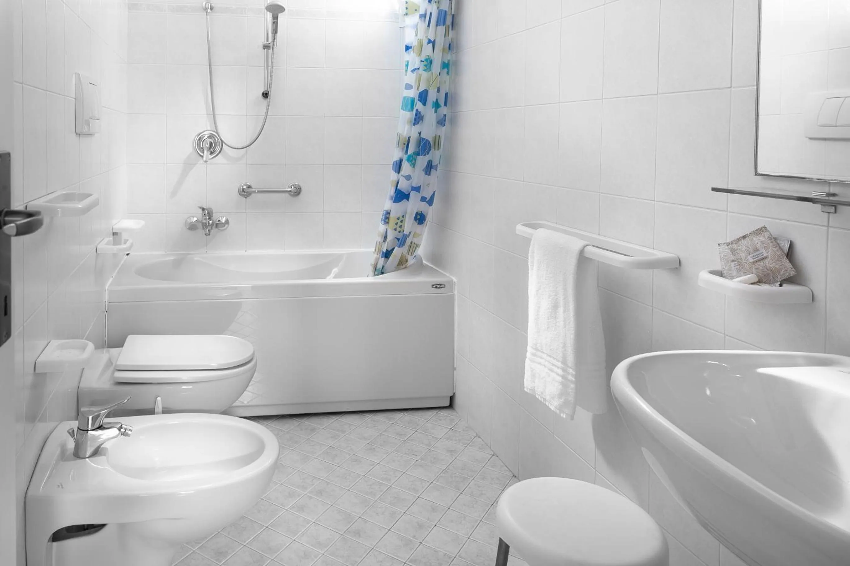 Bathroom in HOTEL ZANARINI in CENTRO a Riccione