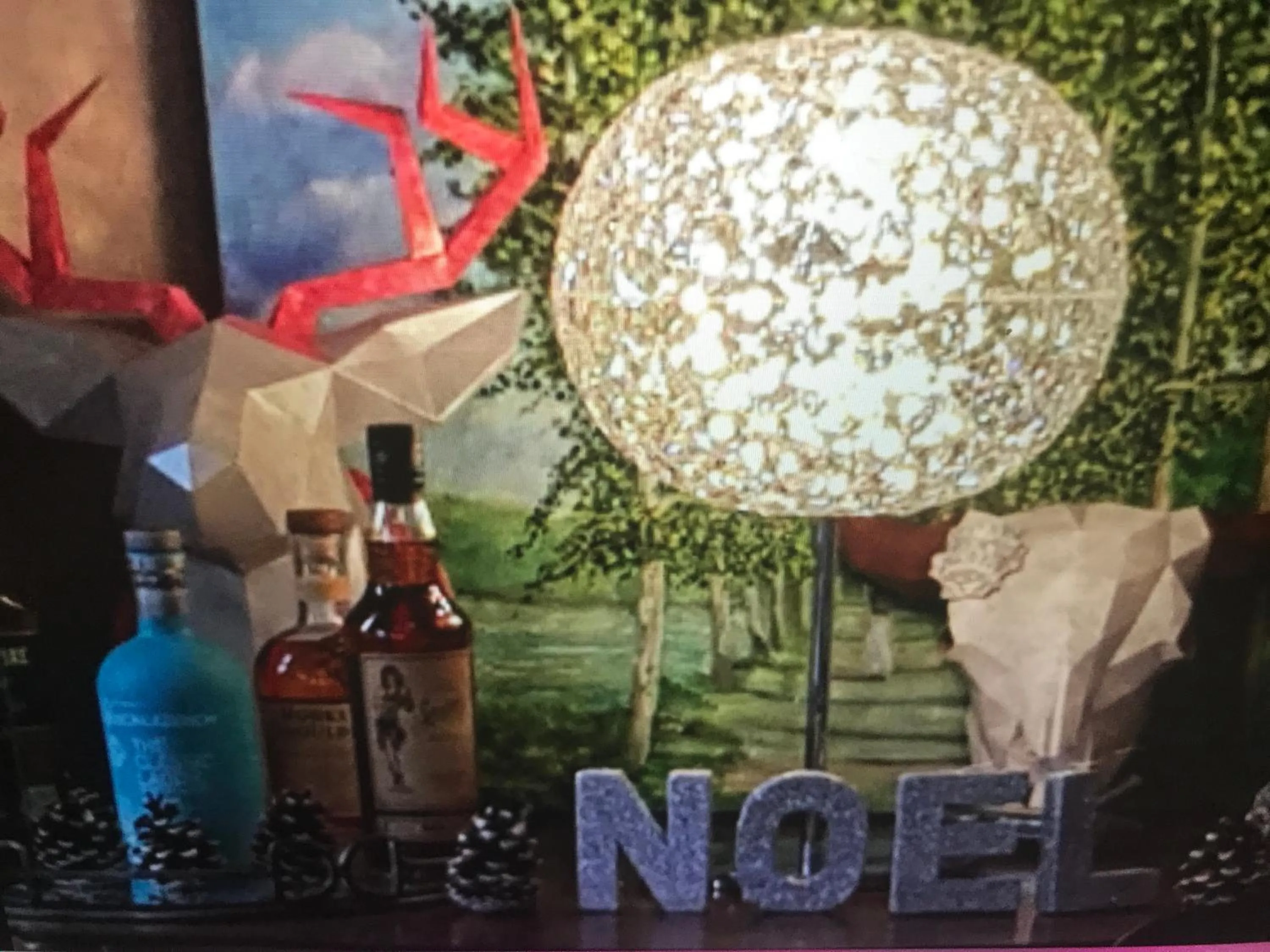 Decorative detail in La Caroline