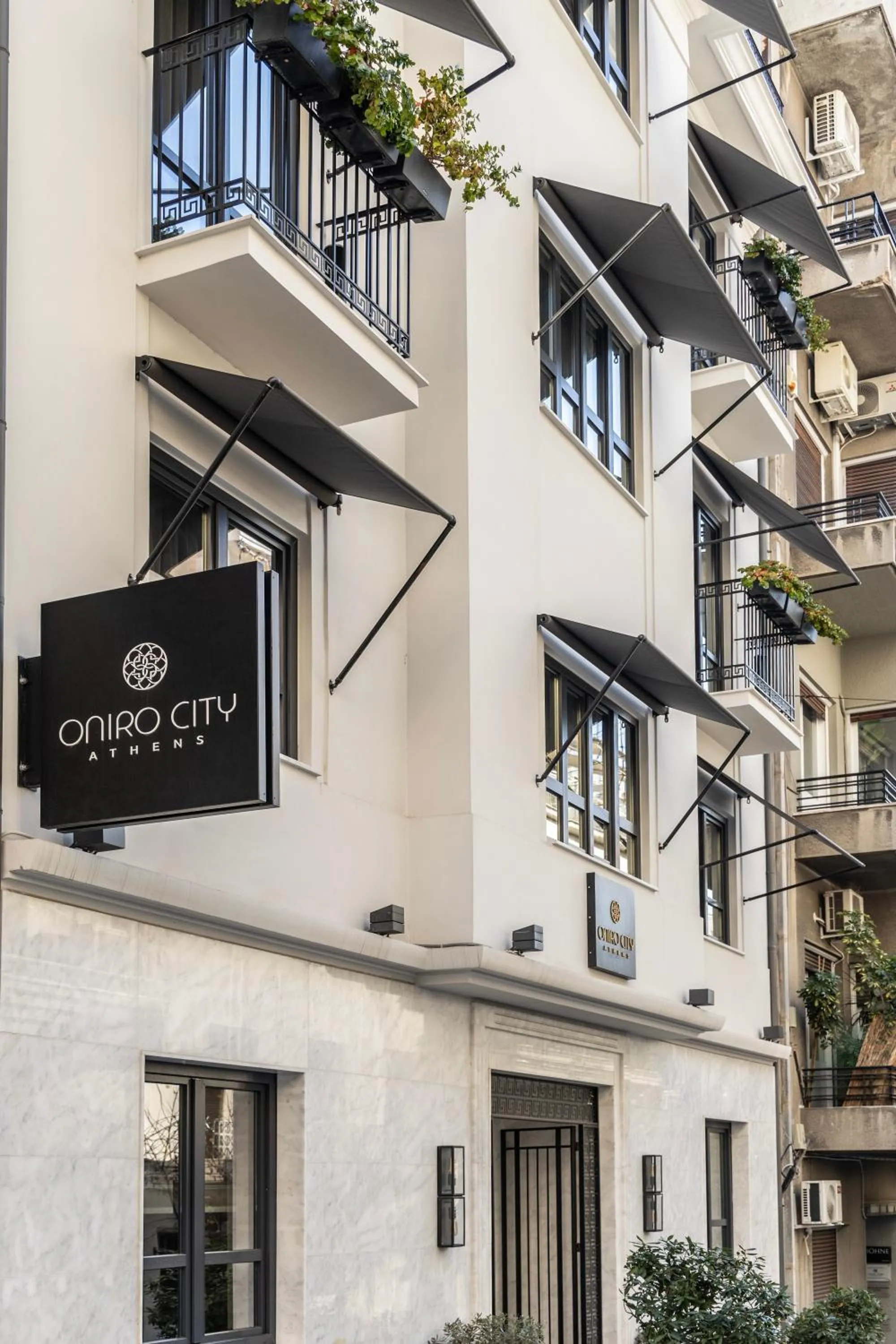 Property building in Oniro City