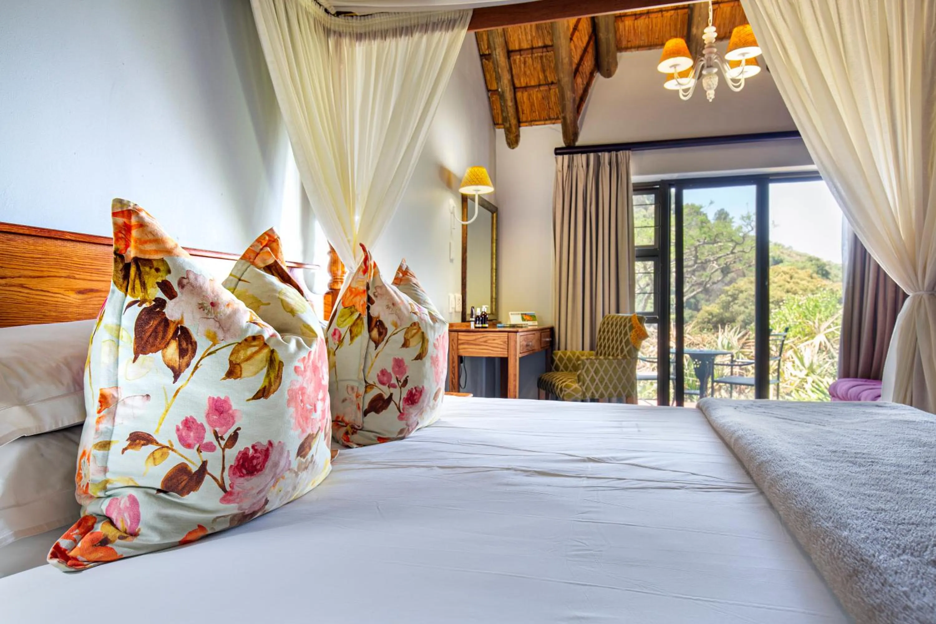 Bedroom, Bed in Cavern Resort & Spa